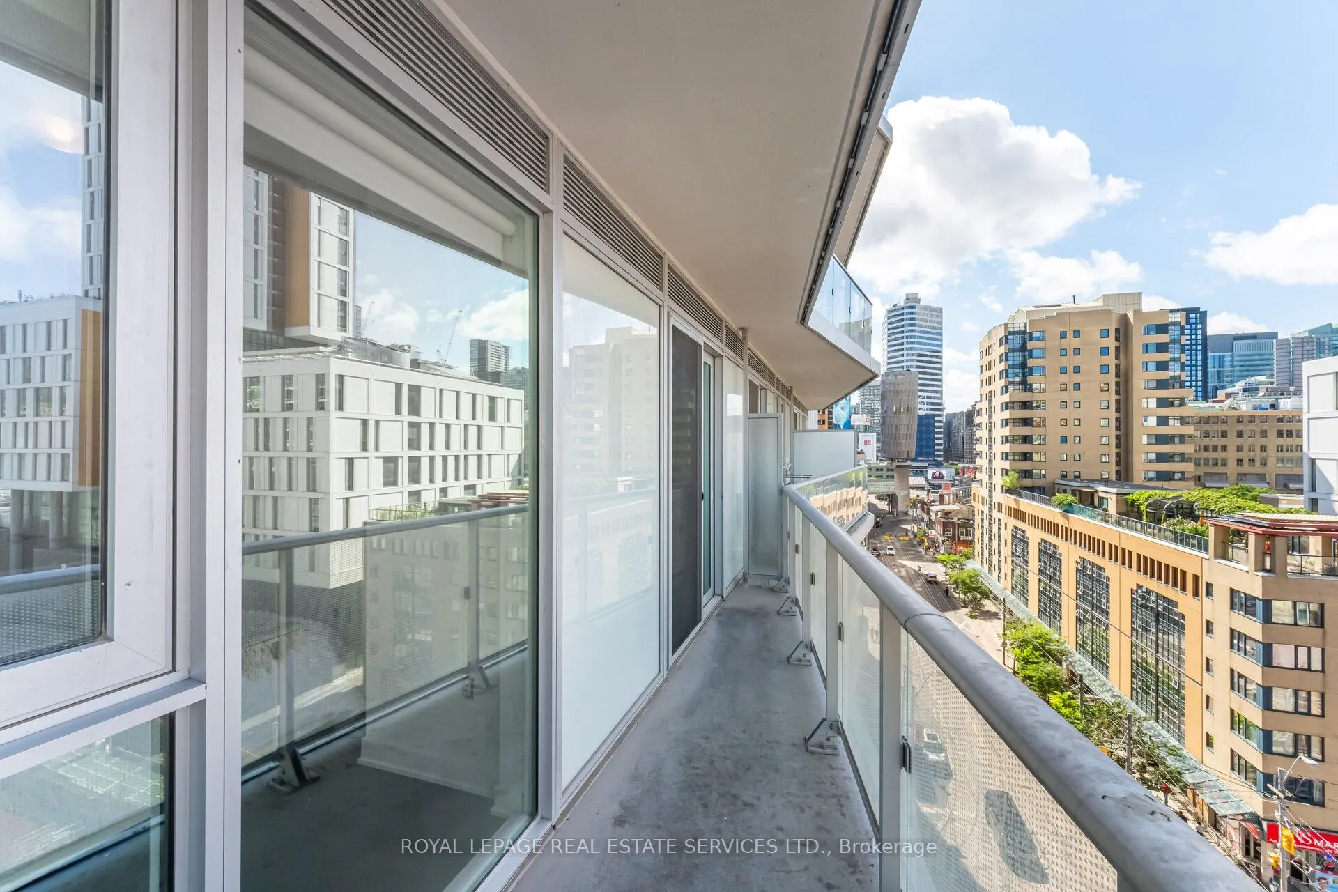 100 Dalhousie Street W, #803