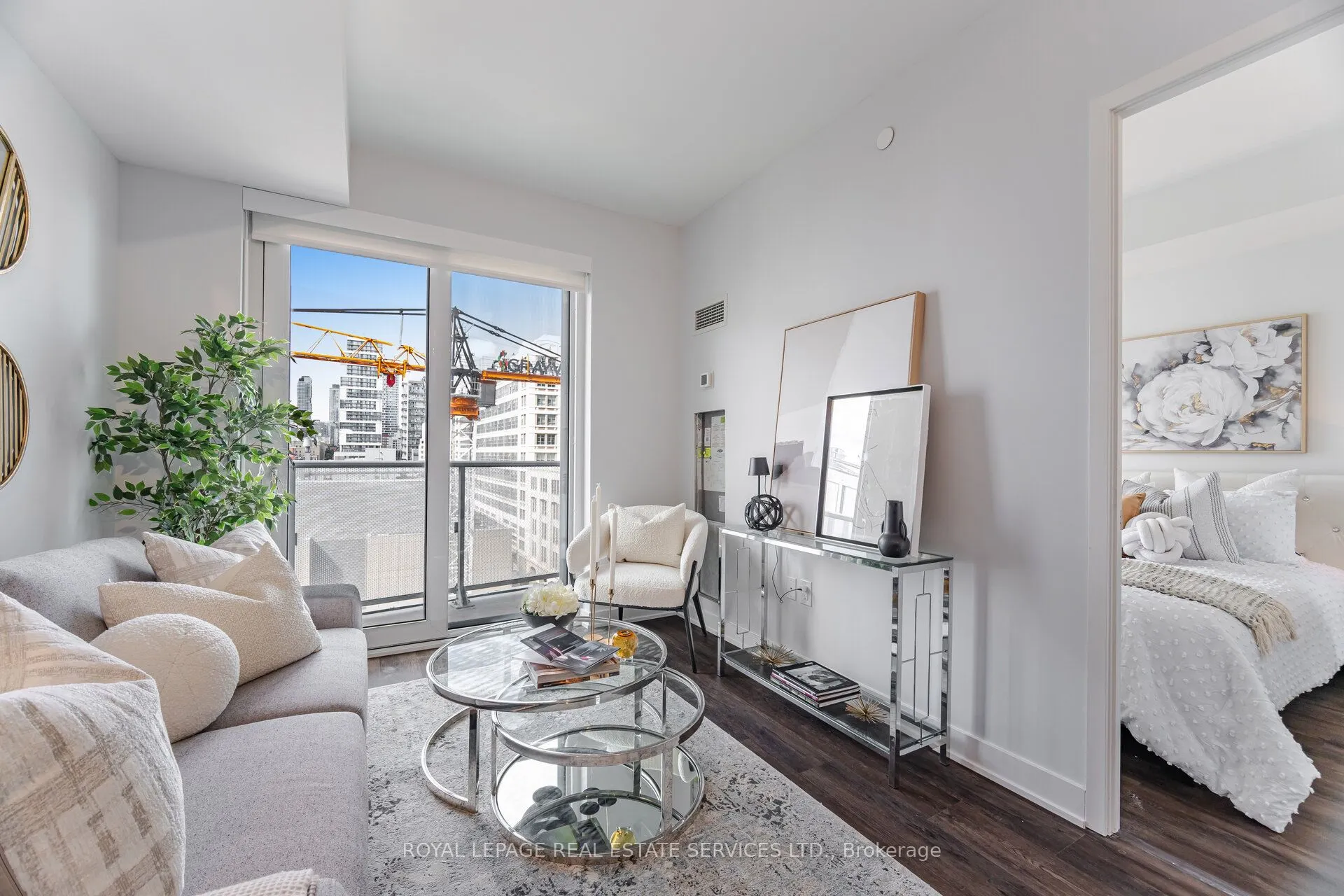 100 Dalhousie Street W, #803