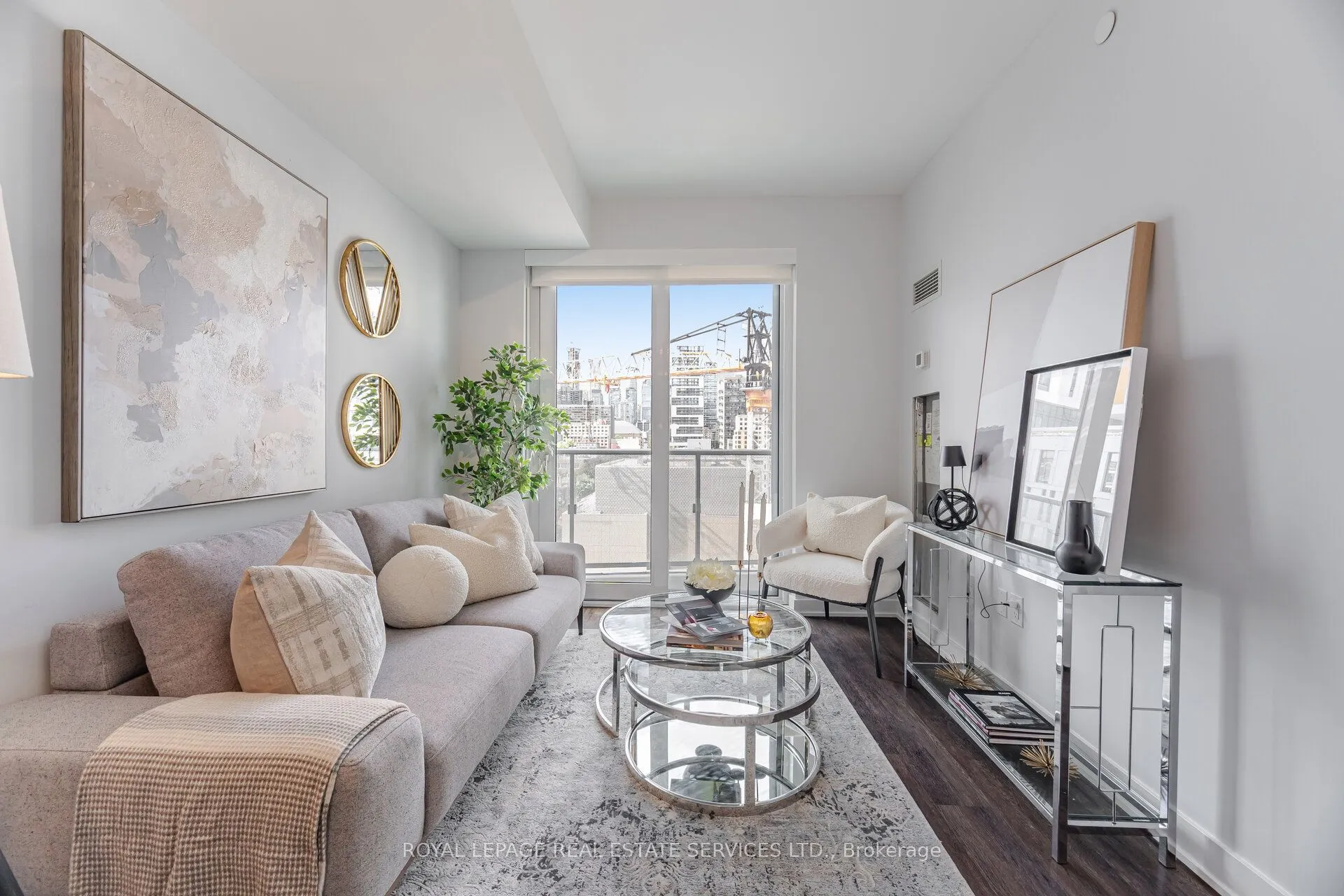 100 Dalhousie Street W, #803