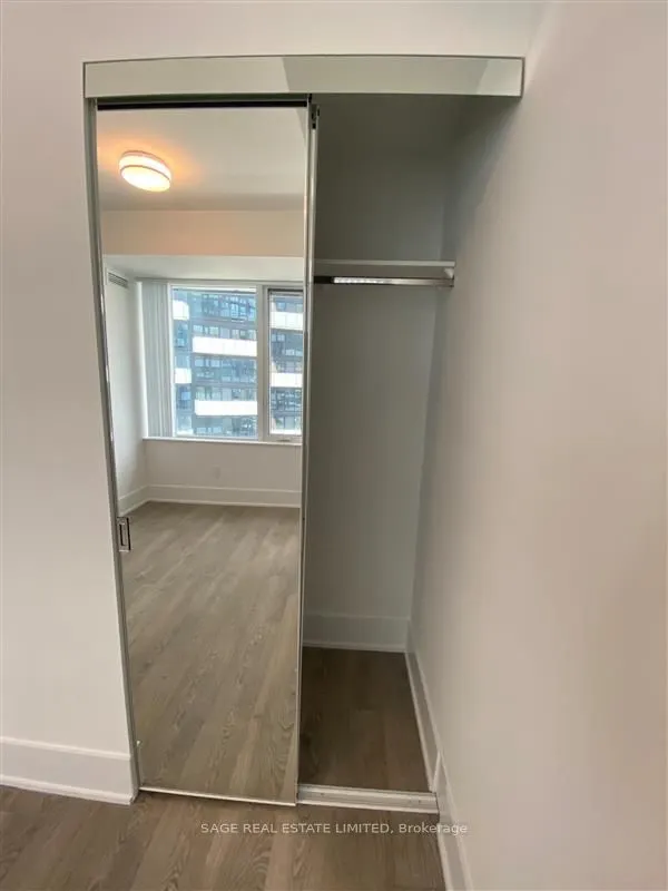 470 Front Street W, #1210