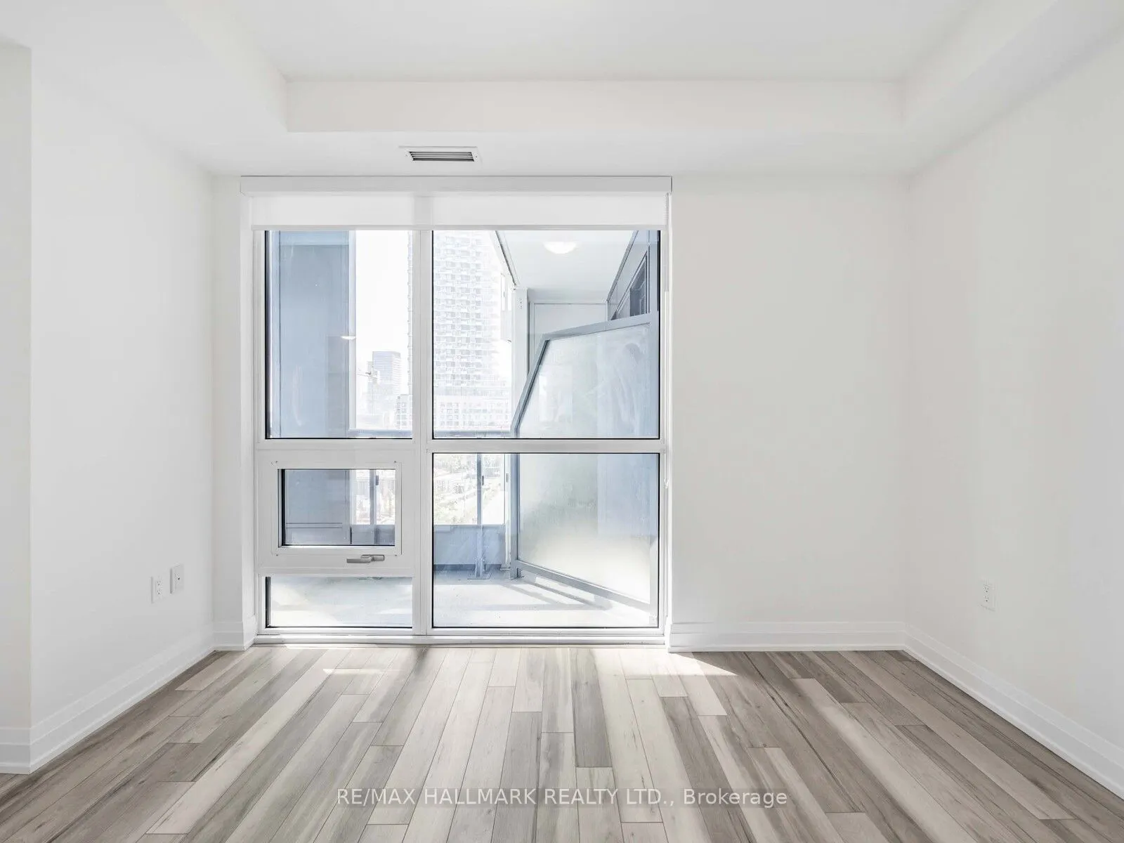 15 Richardson Street, #713