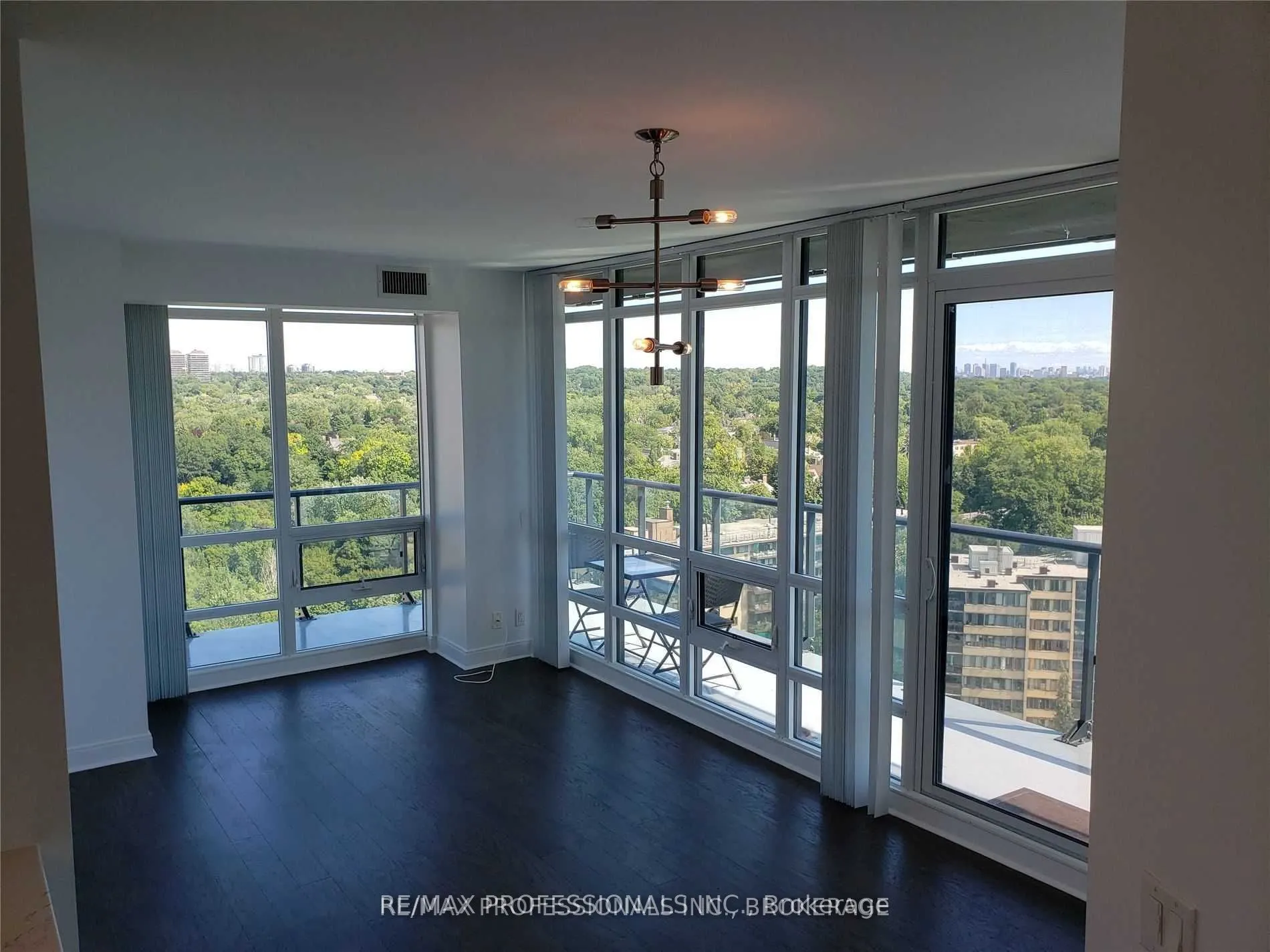 825 Church Street, #1605