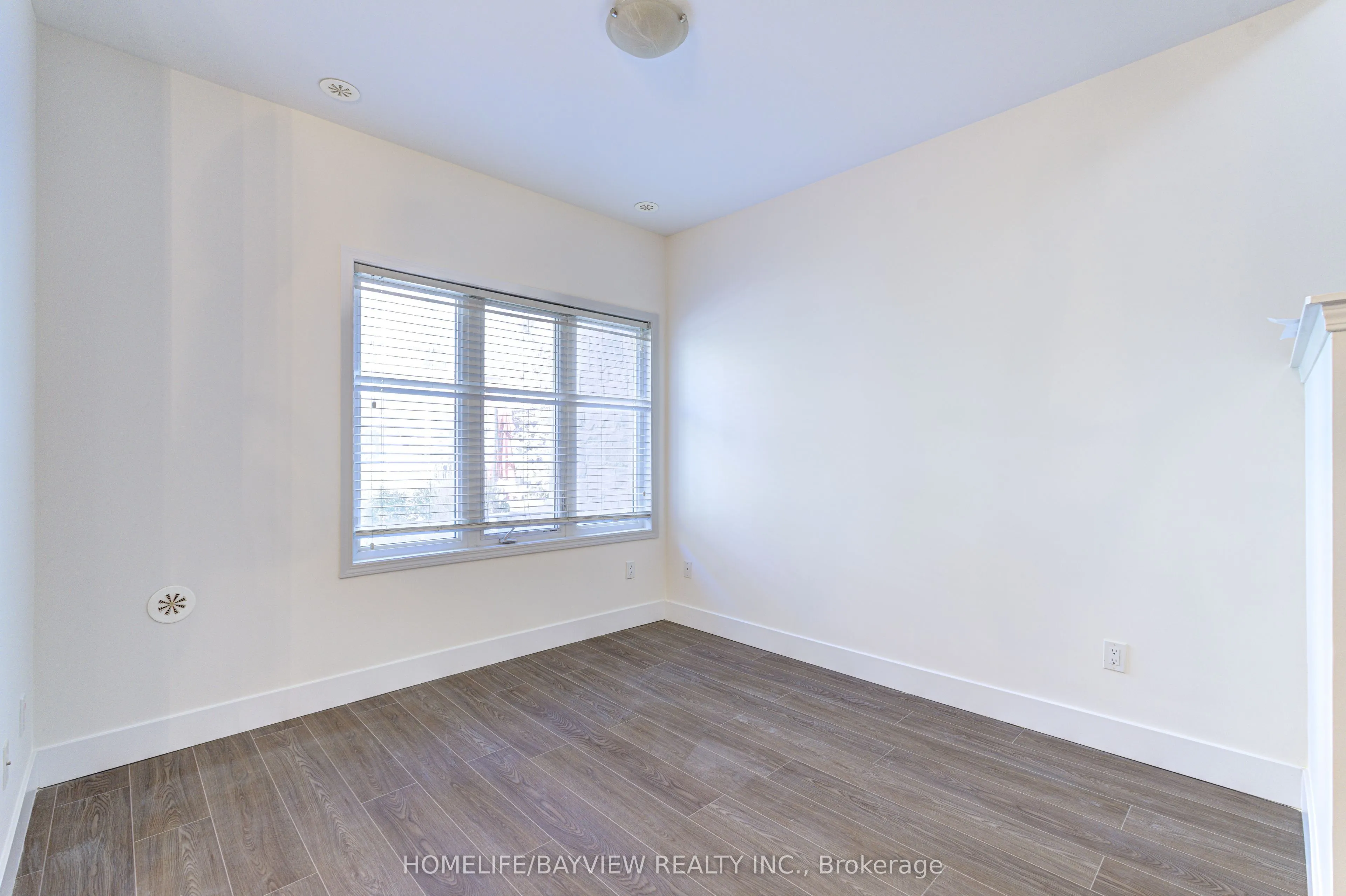 25 Coneflower Crescent, #Th 12