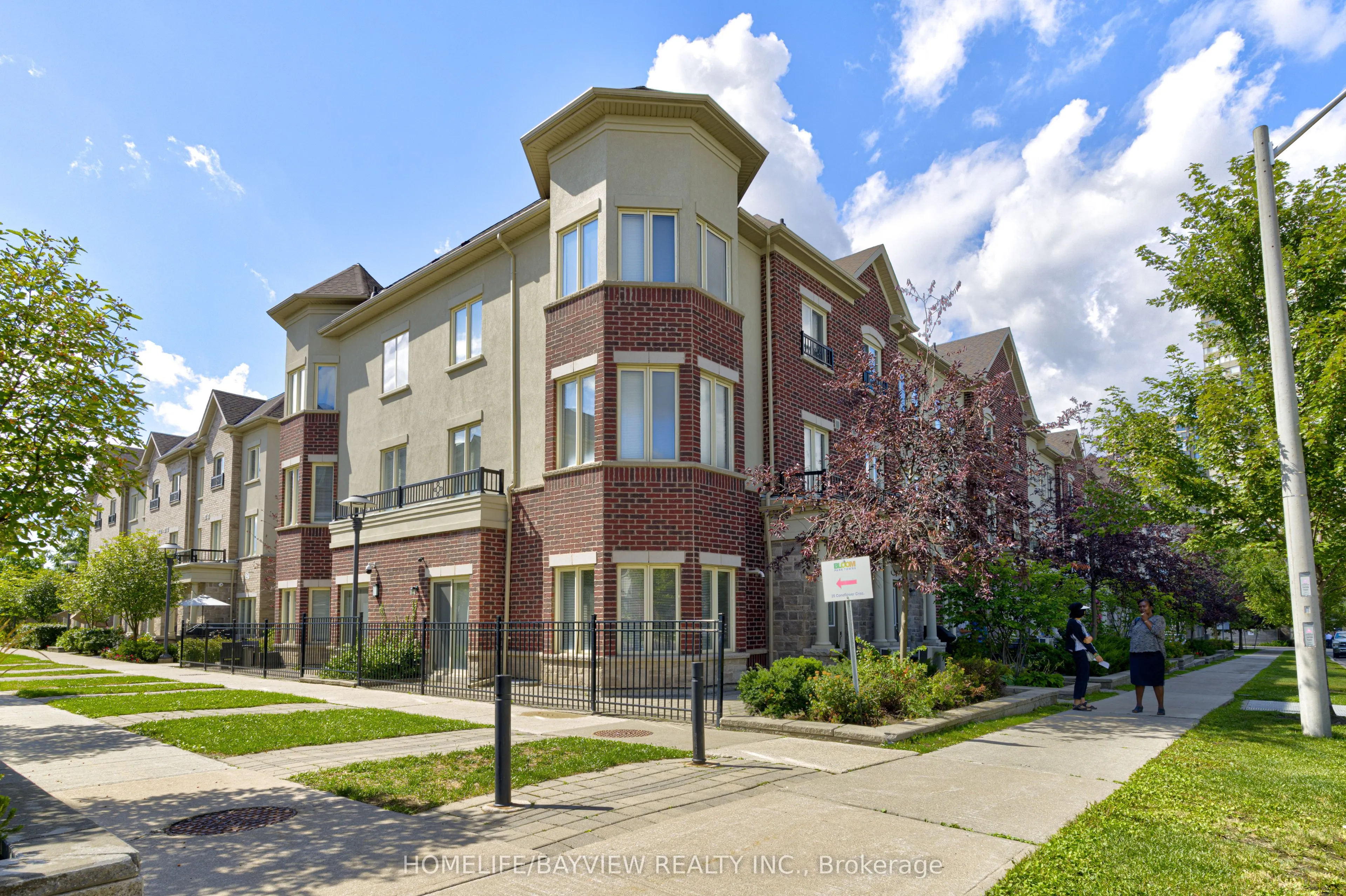 25 Coneflower Crescent, #Th 12