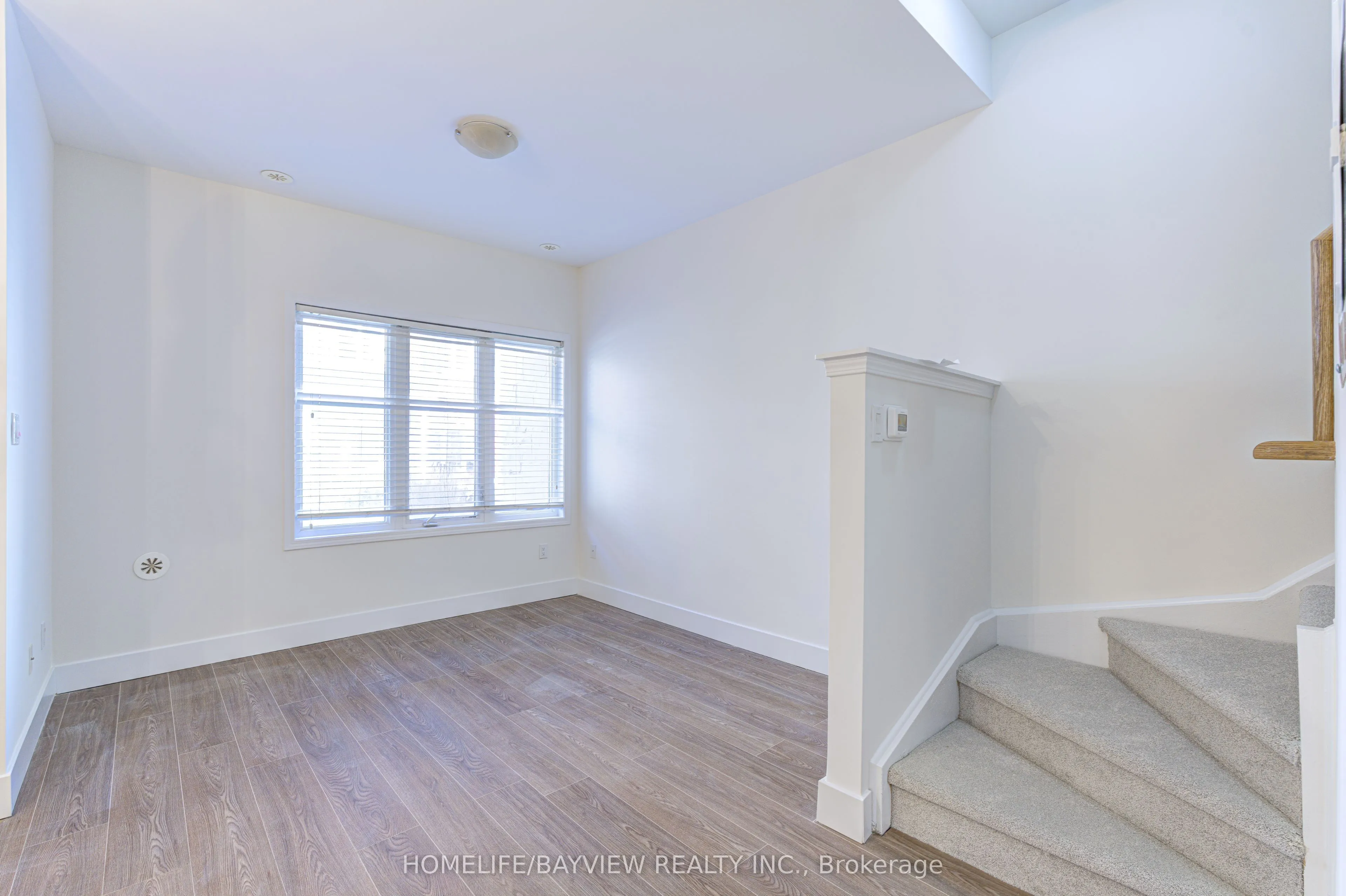 25 Coneflower Crescent, #Th 12