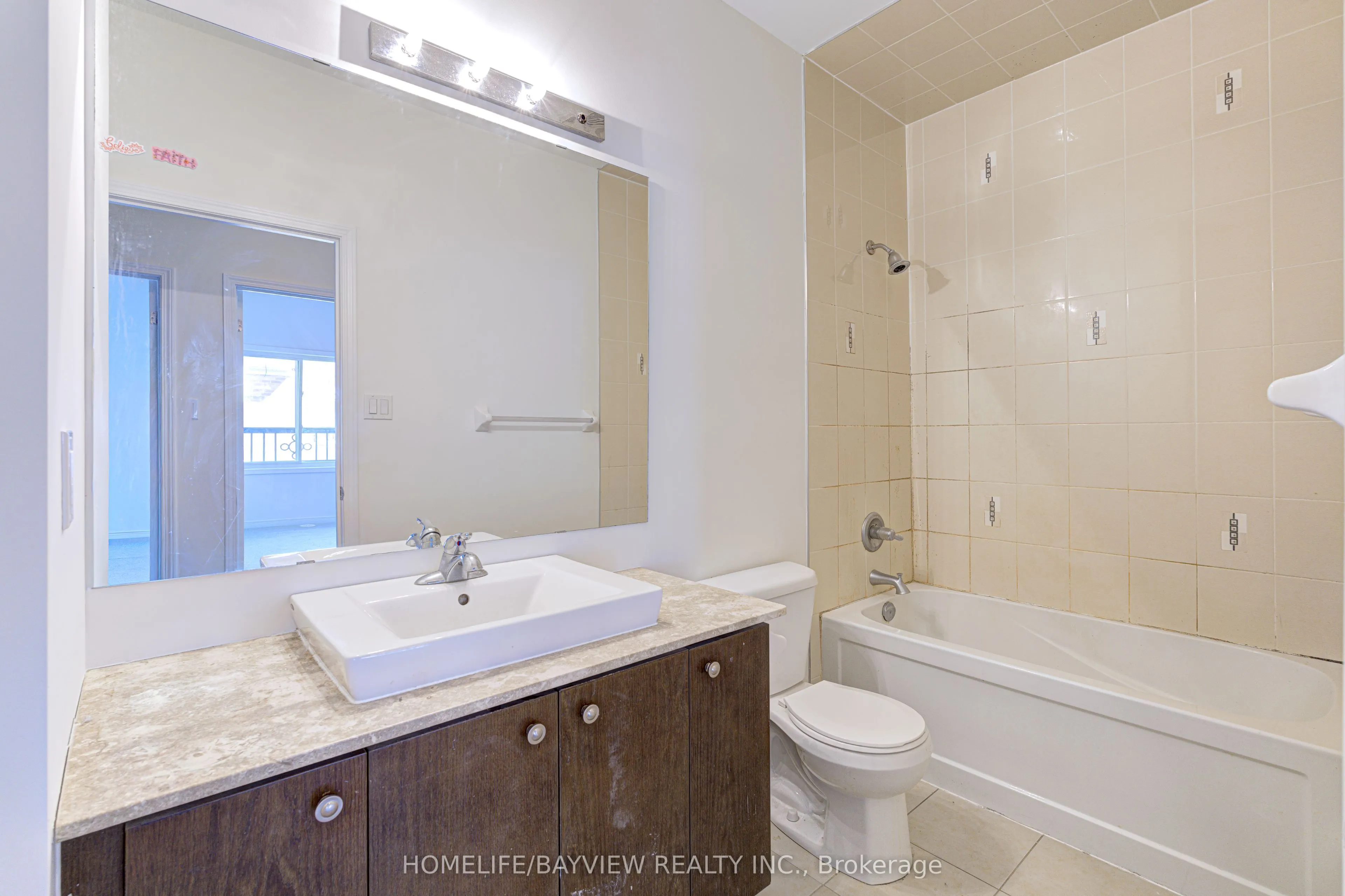 25 Coneflower Crescent, #Th 12