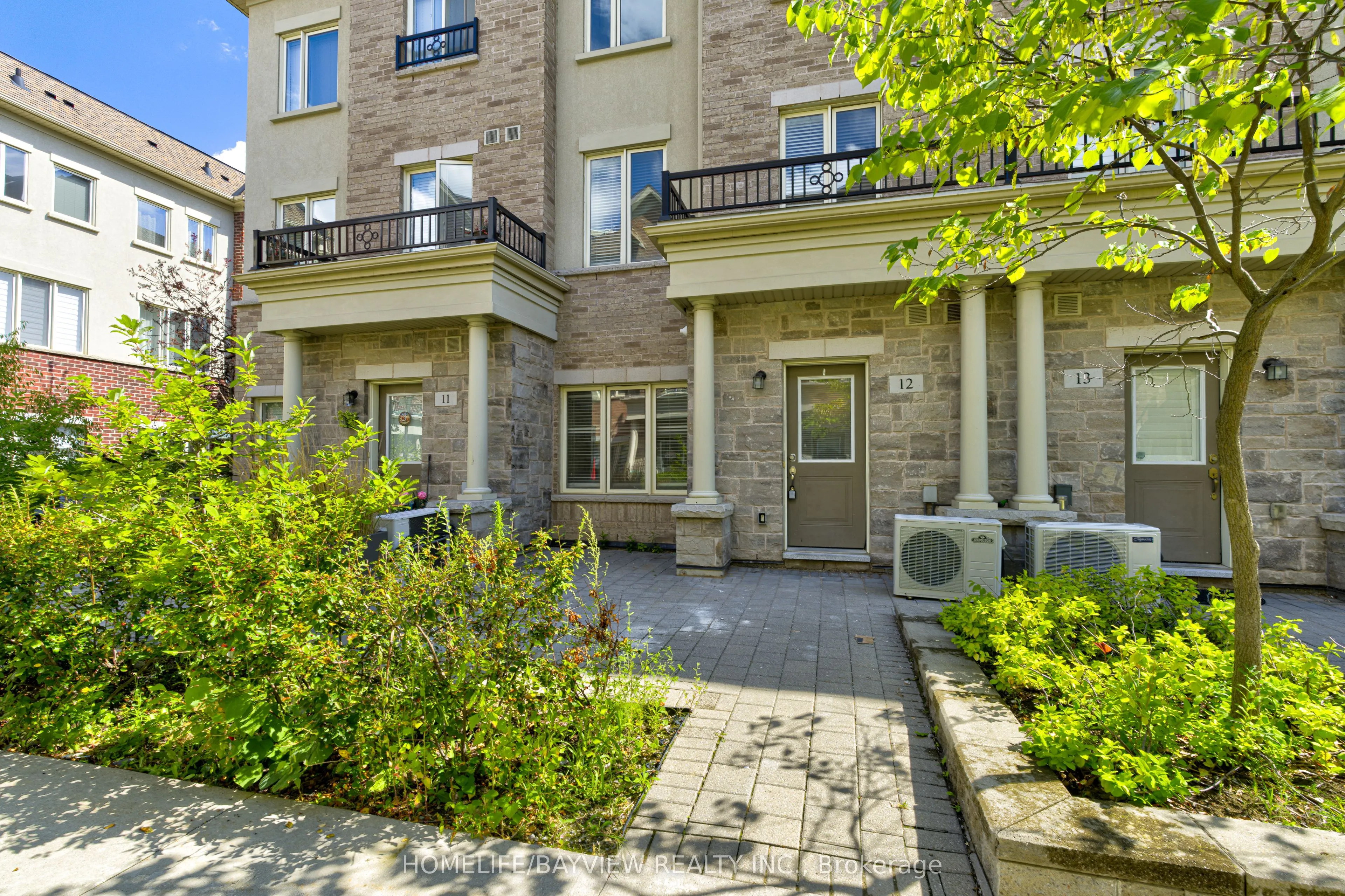 25 Coneflower Crescent, #Th 12