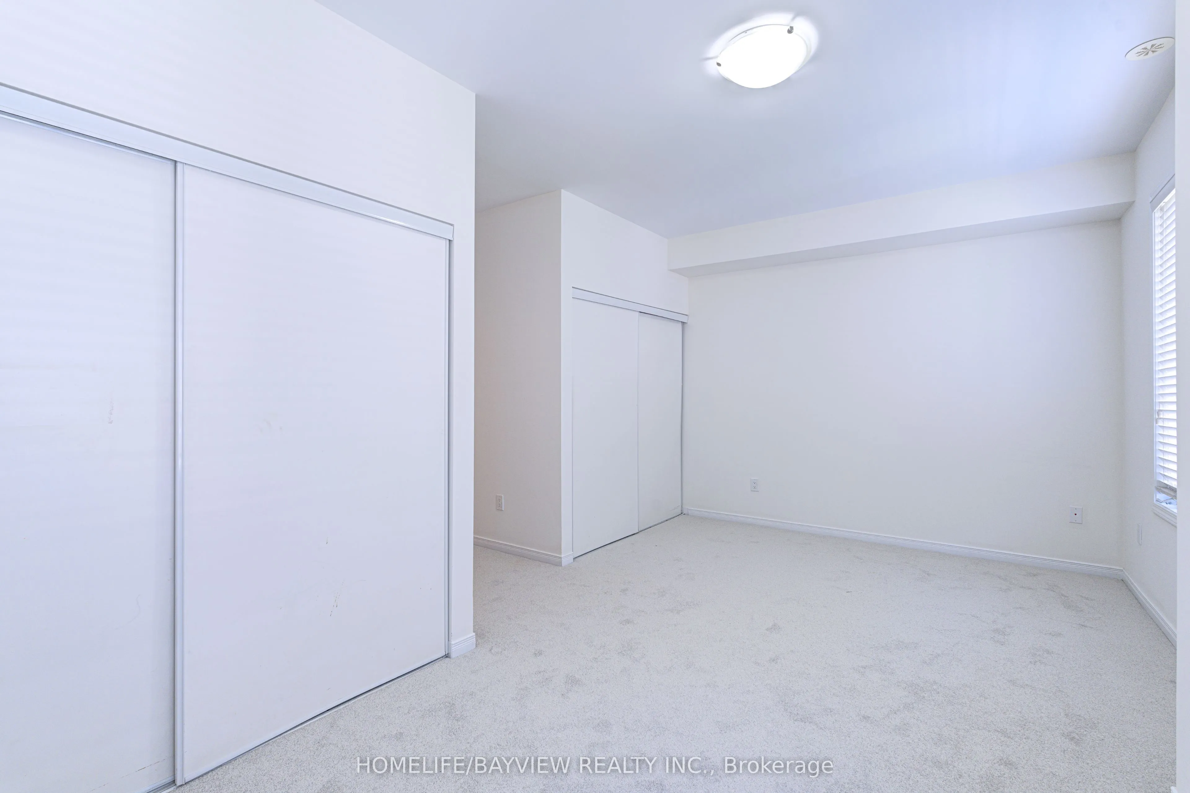 25 Coneflower Crescent, #Th 12