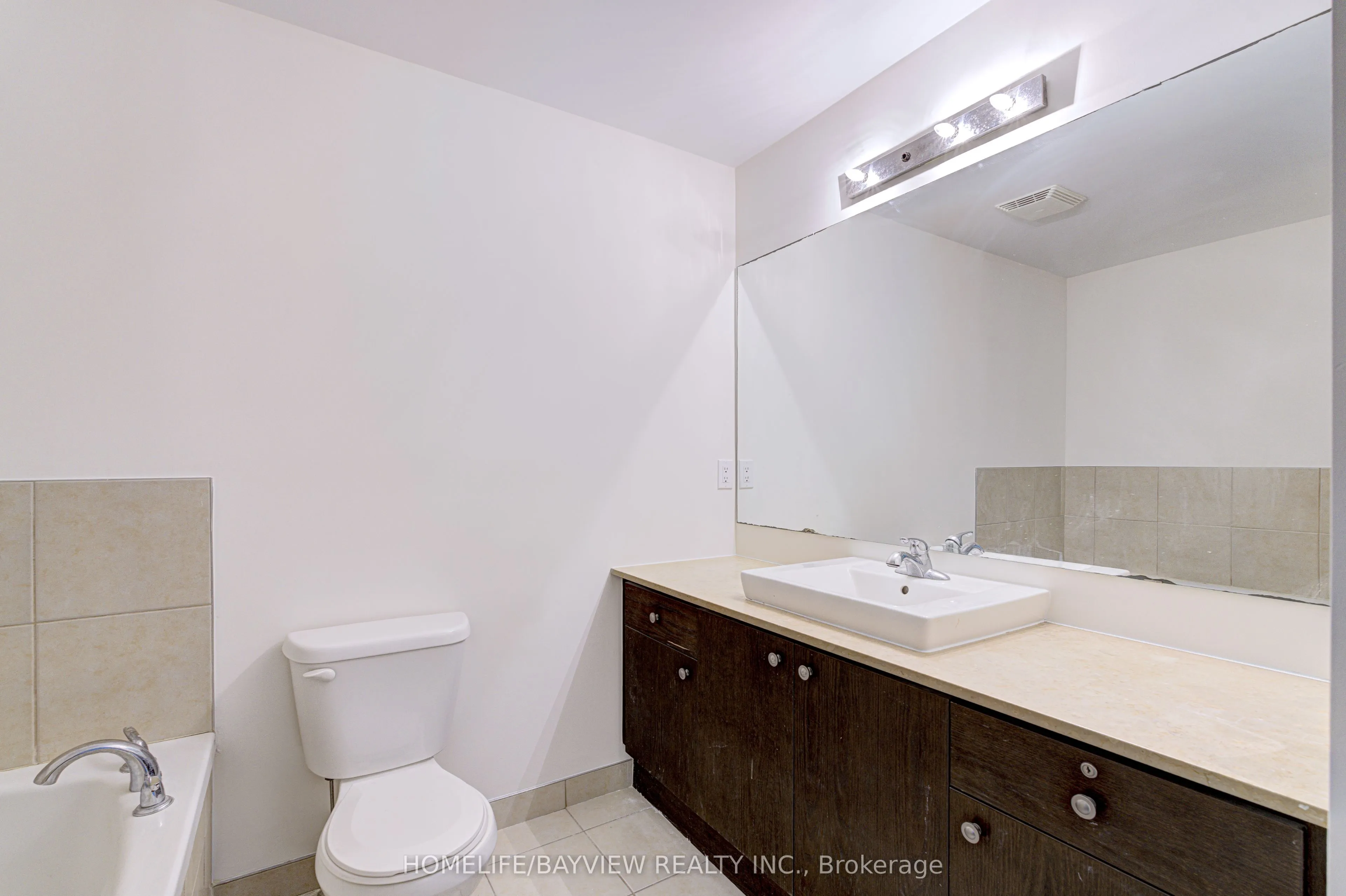 25 Coneflower Crescent, #Th 12