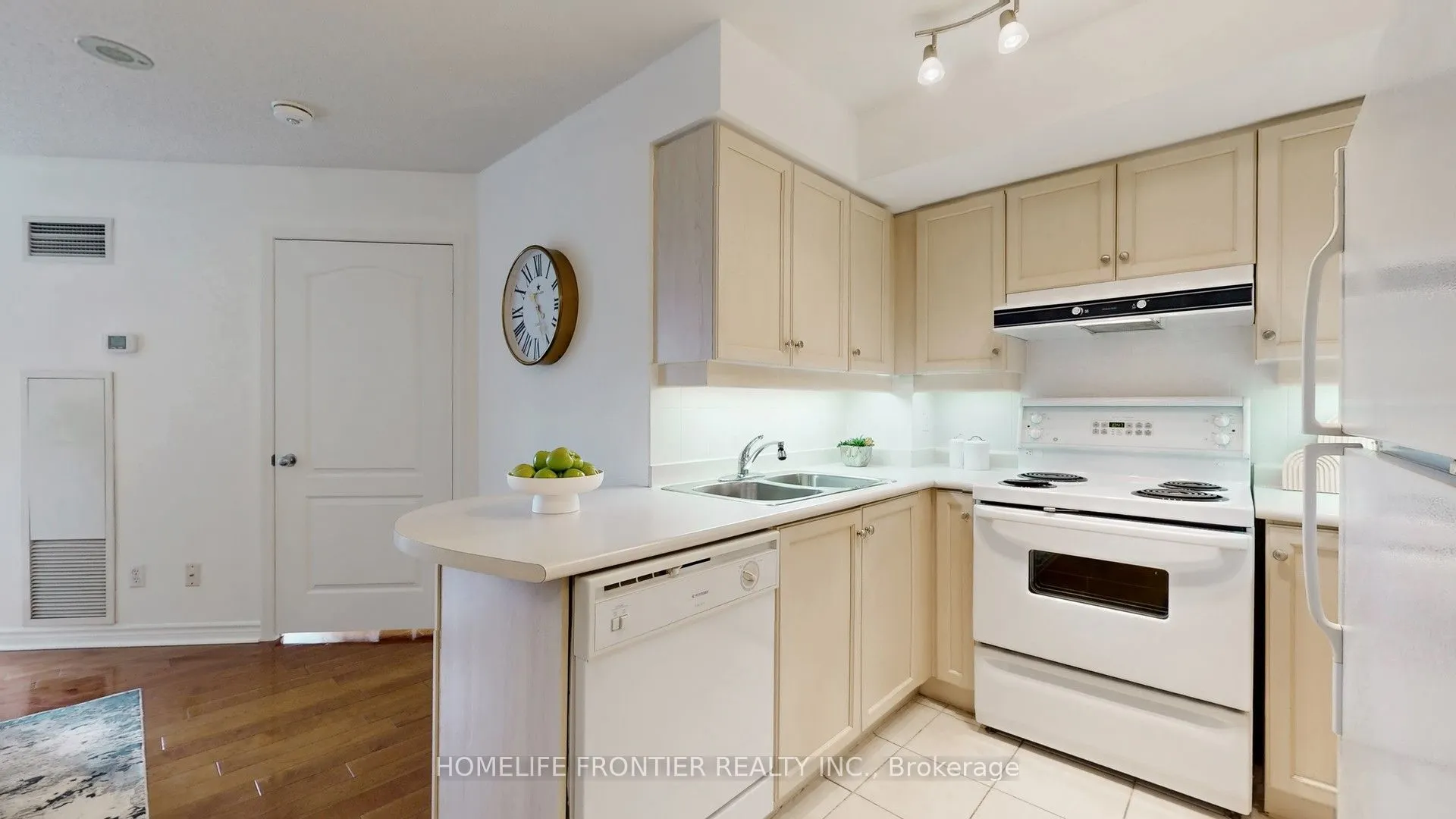 2 Rean Drive, #507