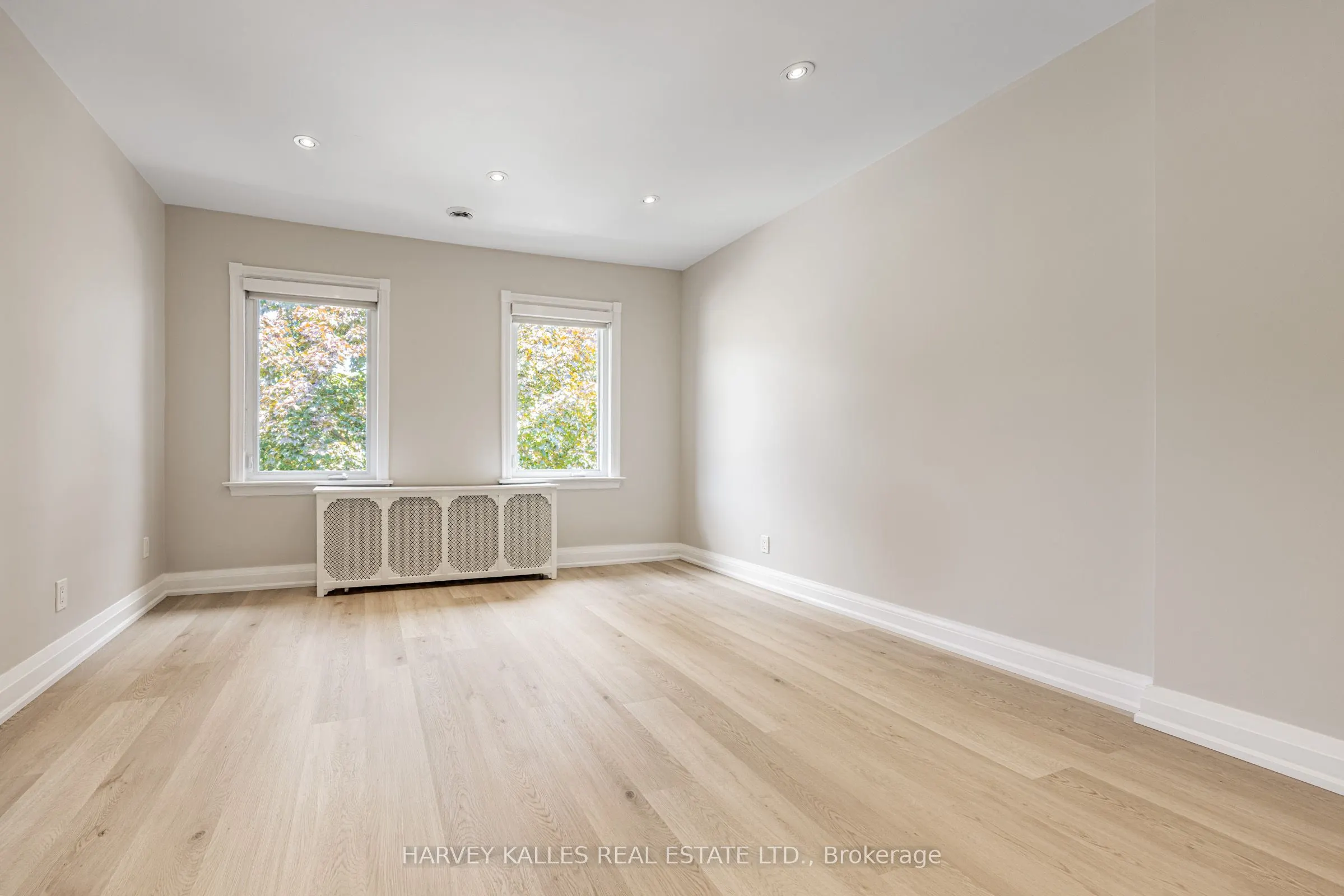 1836 Bathurst Street