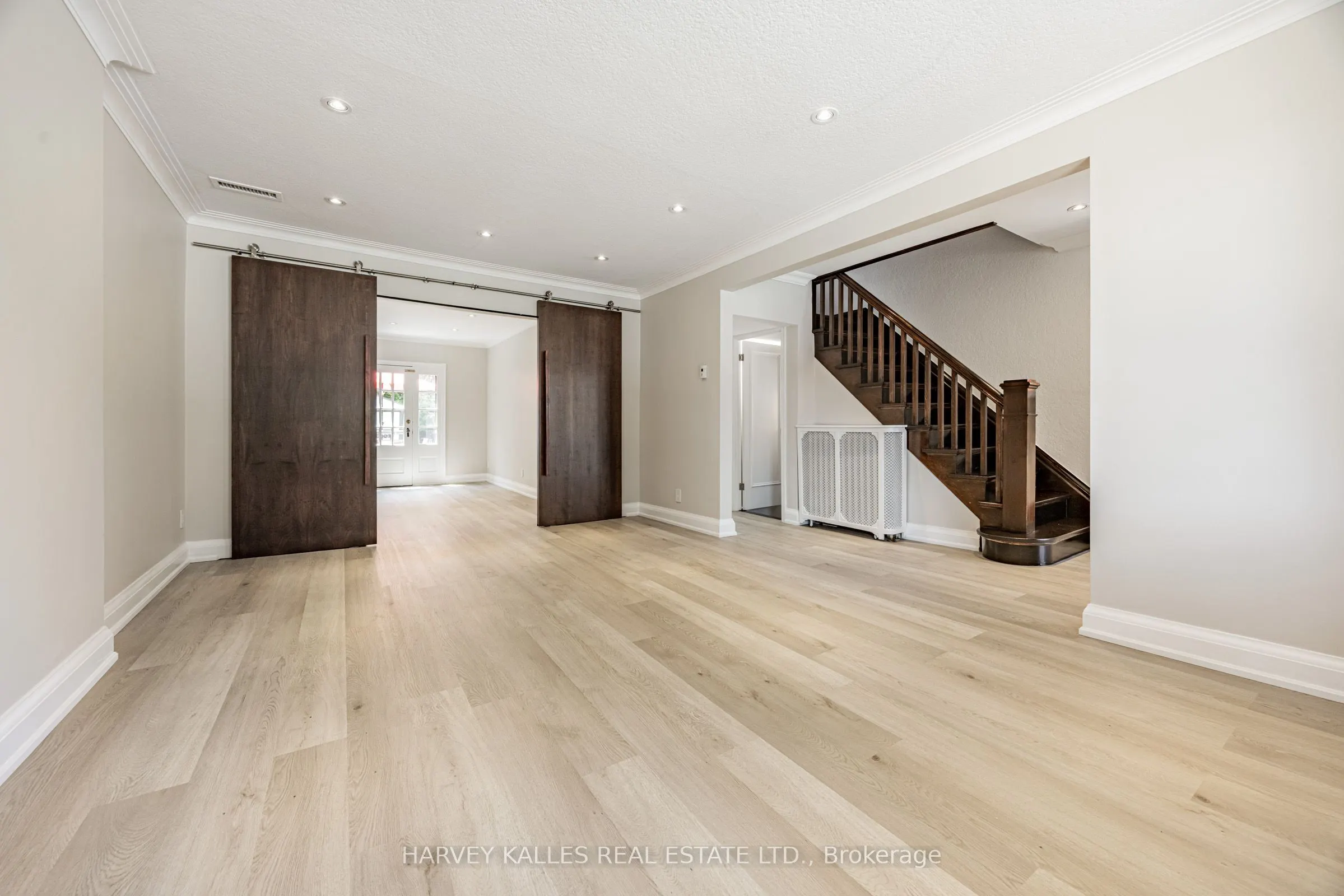 1836 Bathurst Street