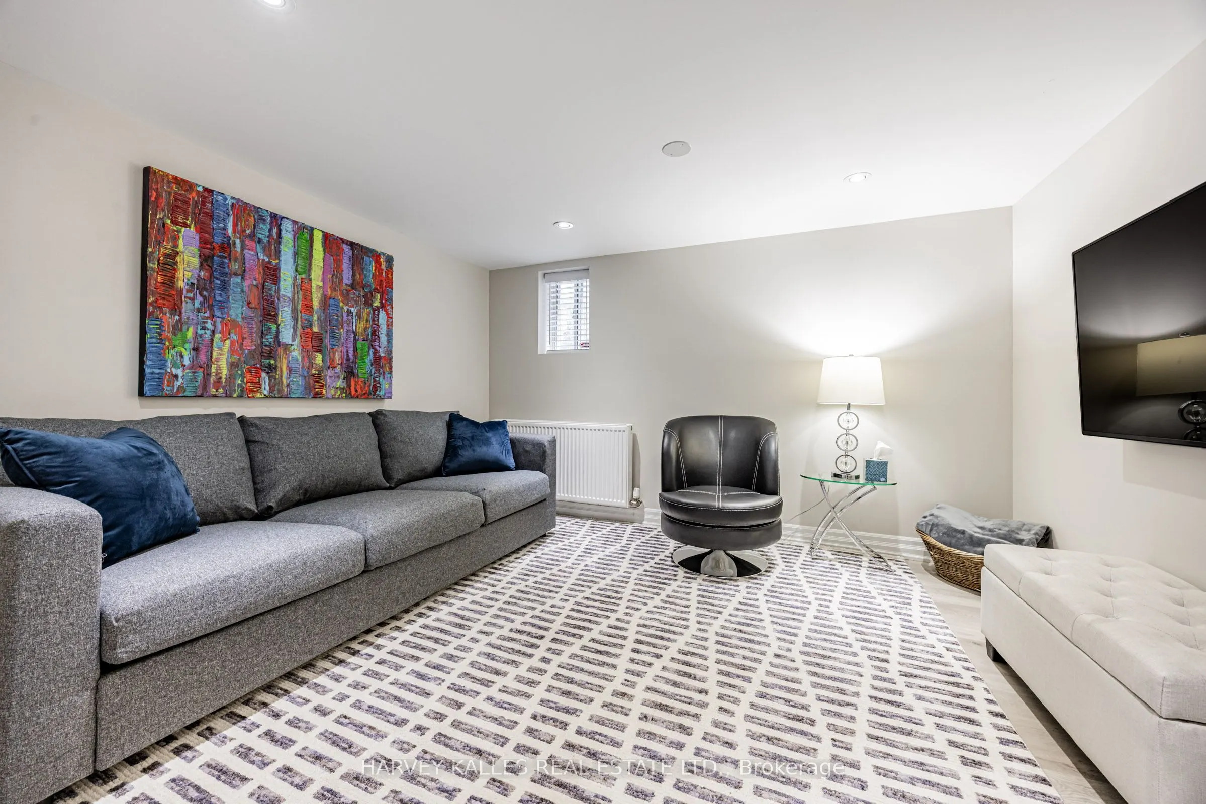 1836 Bathurst Street