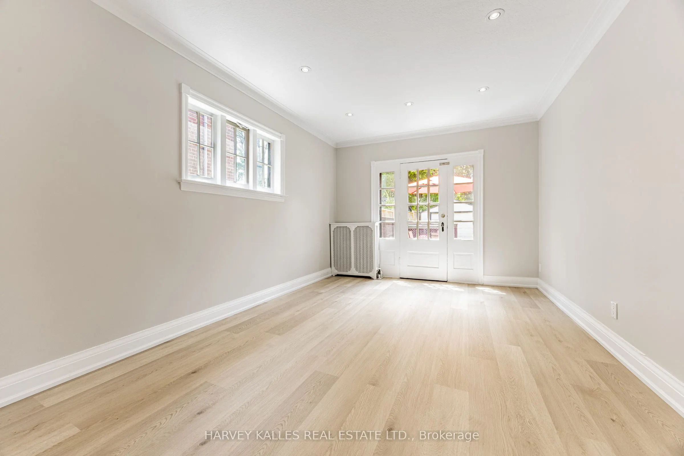1836 Bathurst Street