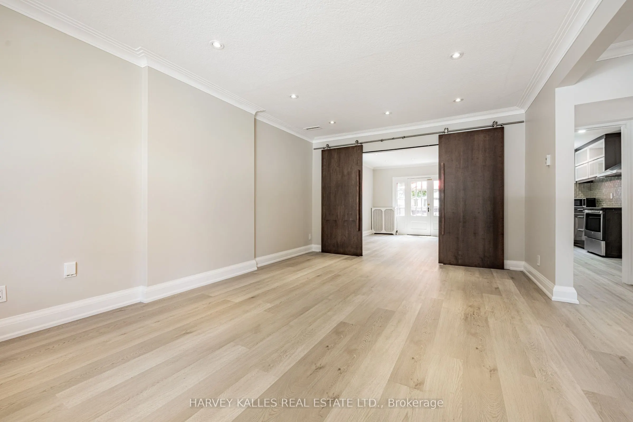 1836 Bathurst Street