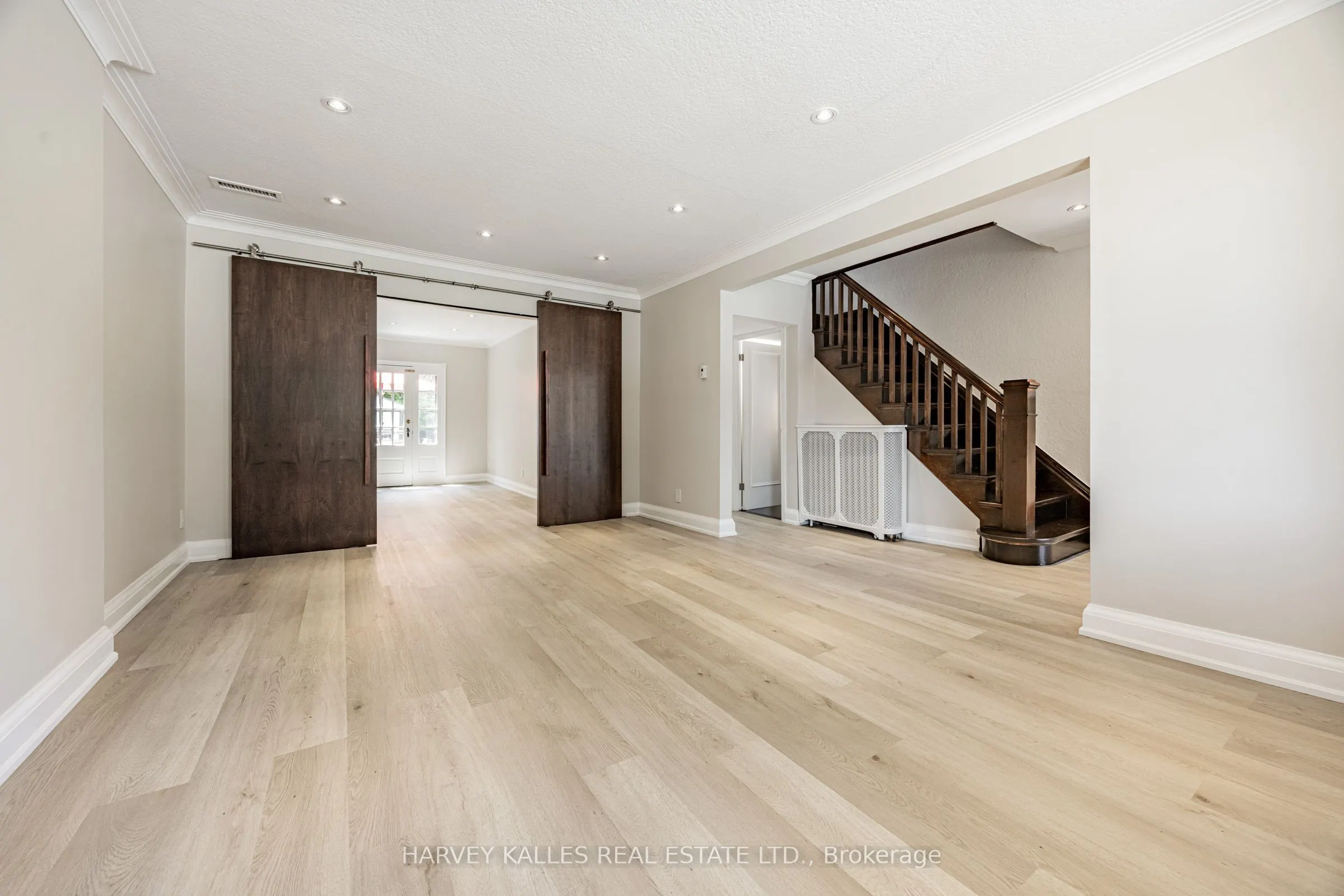 1836 Bathurst Street