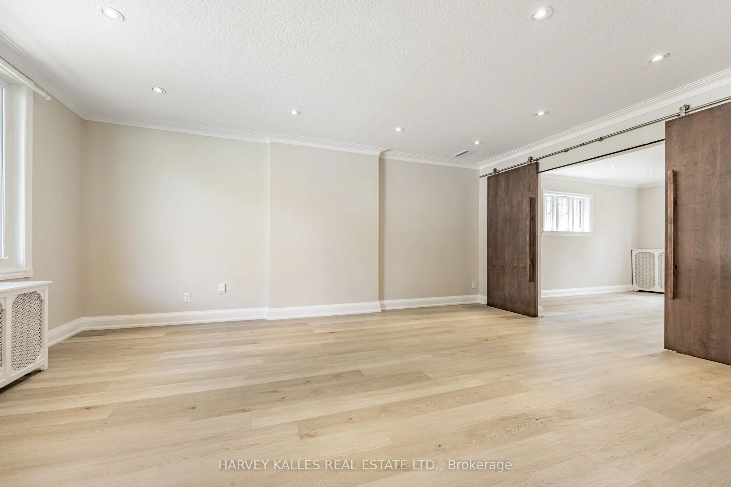 1836 Bathurst Street