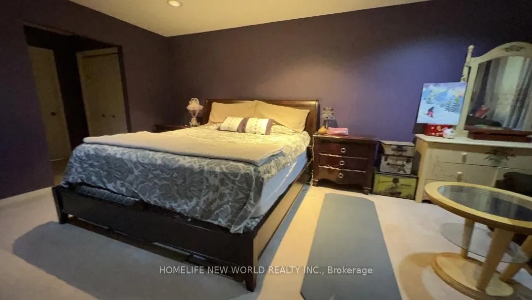 38 Marcelline King Room Crescent