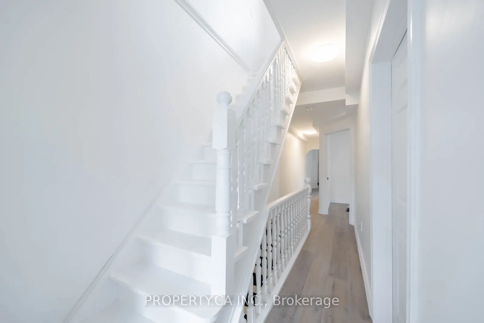 196 Augusta Avenue, #2nd/3rd Flr
