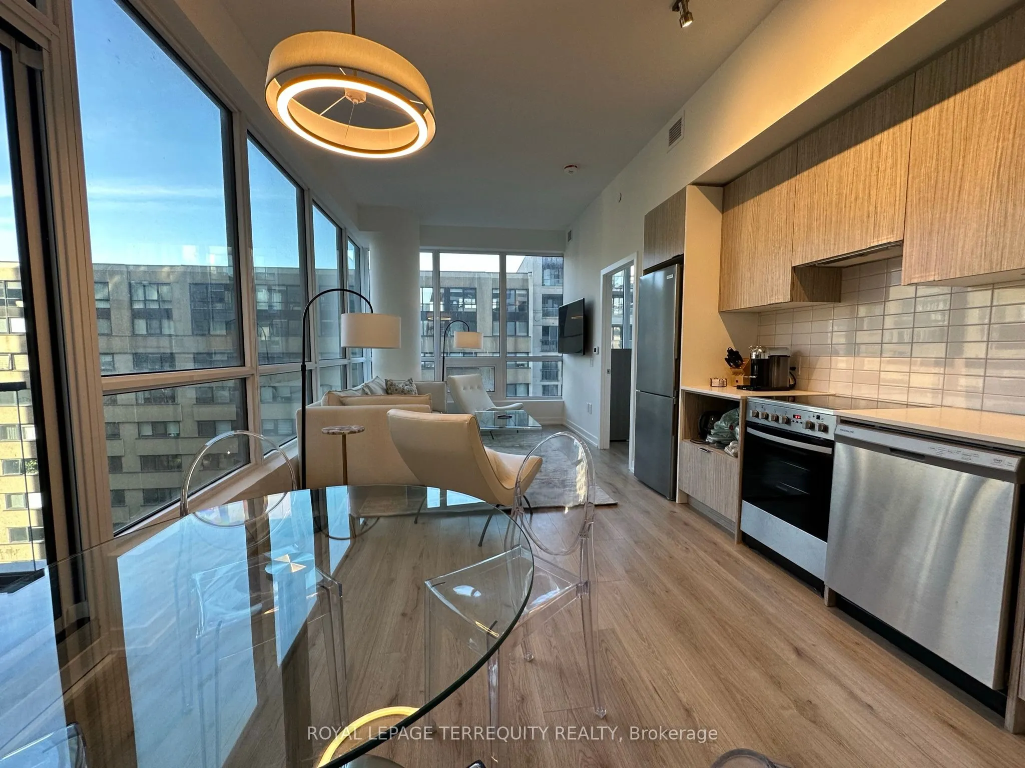 395 Bloor Street E, #1104
