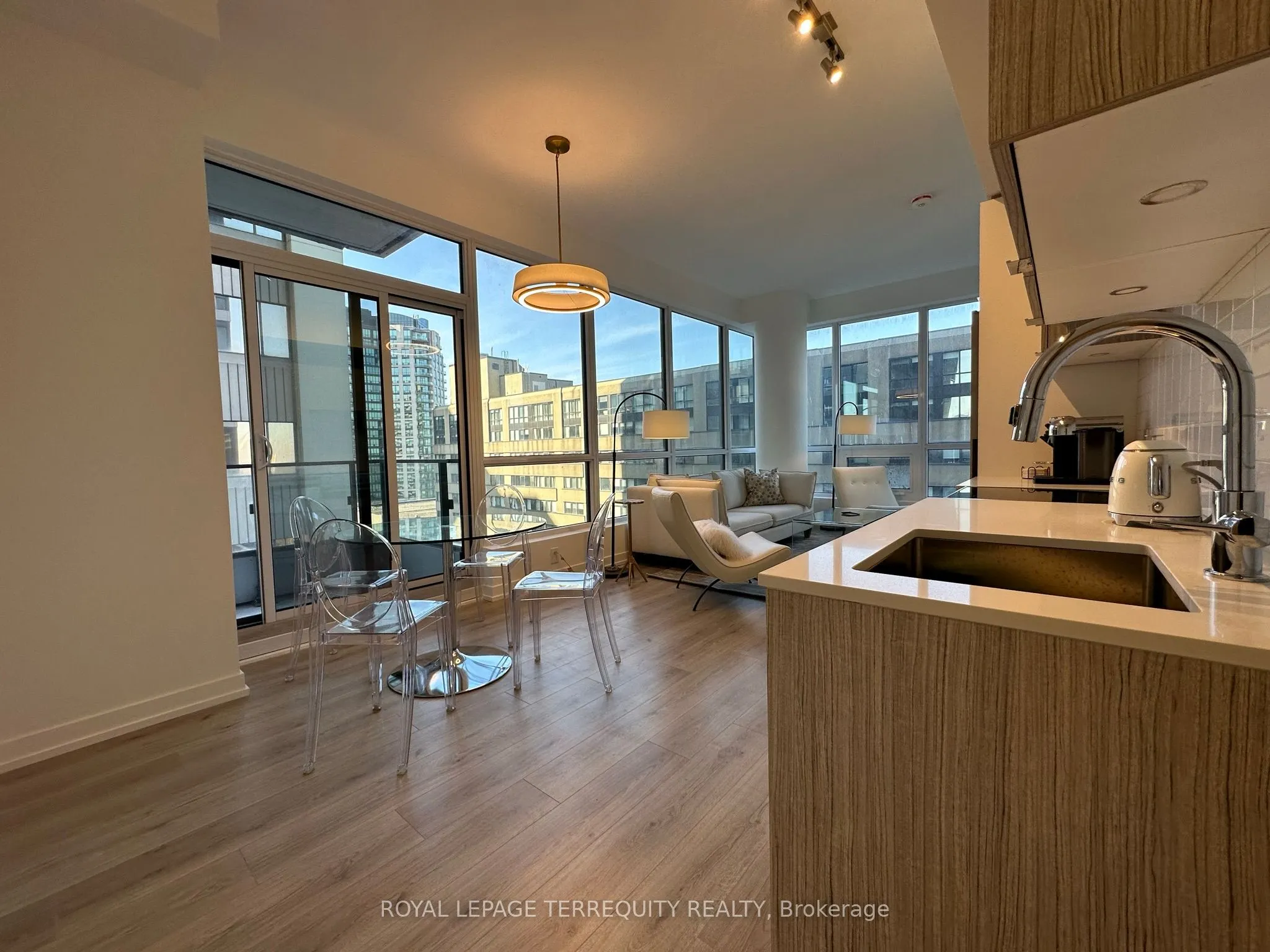 395 Bloor Street E, #1104