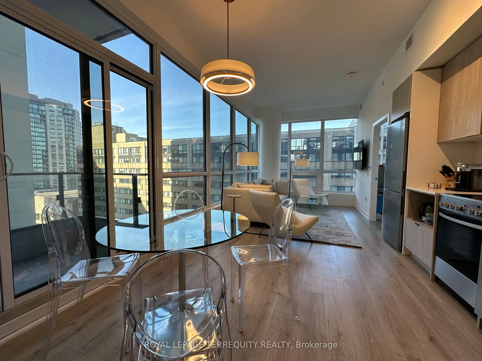 395 Bloor Street E, #1104