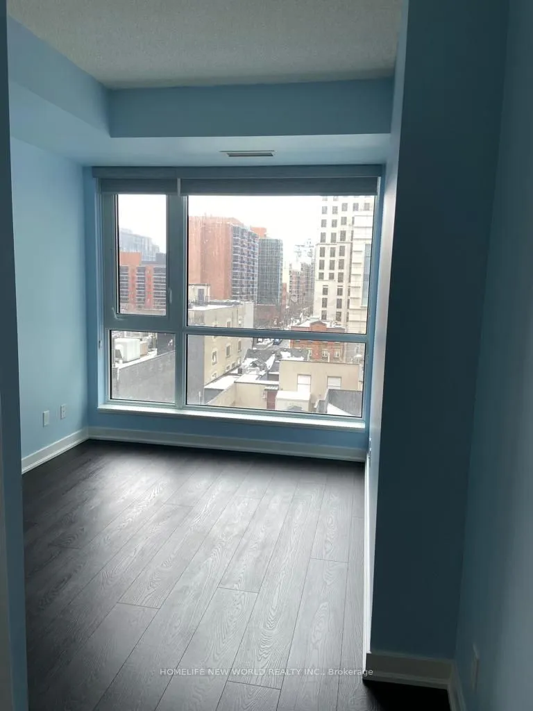 199 Richmond Street W, #702