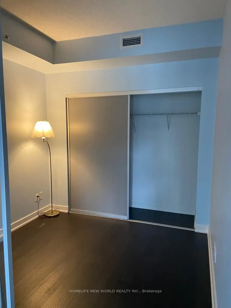 199 Richmond Street W, #702