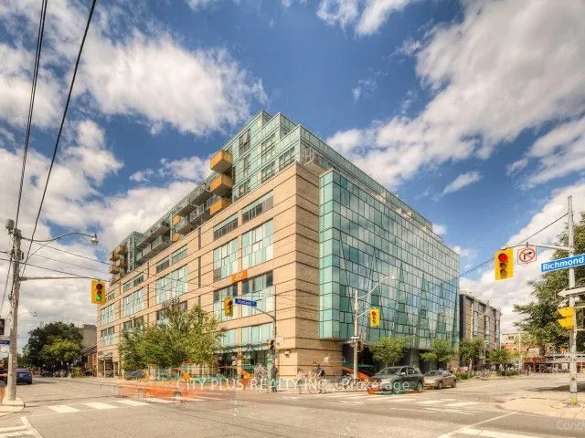 156 Portland Street, #611