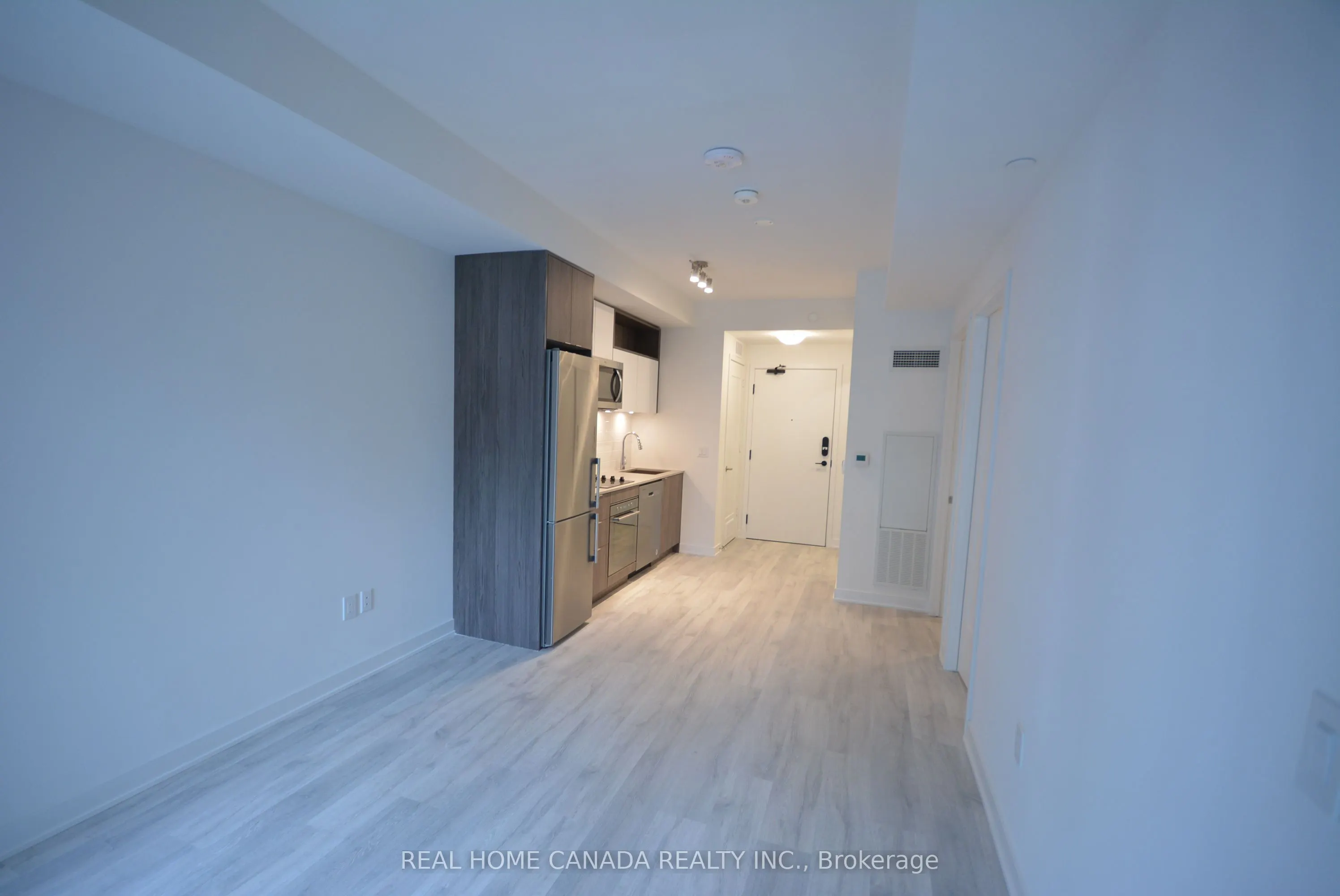 60 Princess Street, #519
