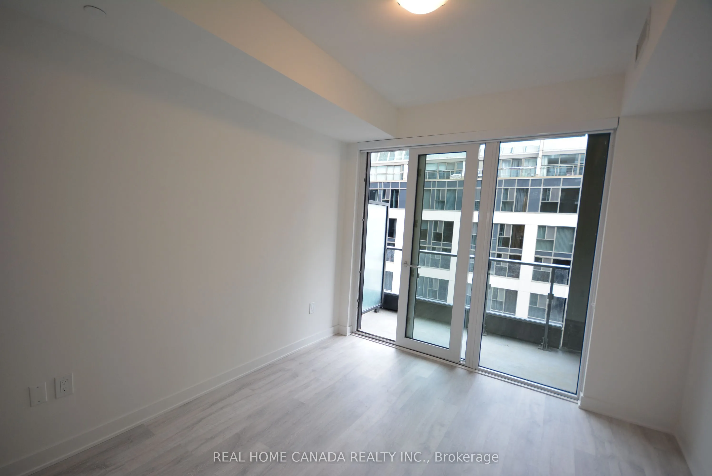 60 Princess Street, #519