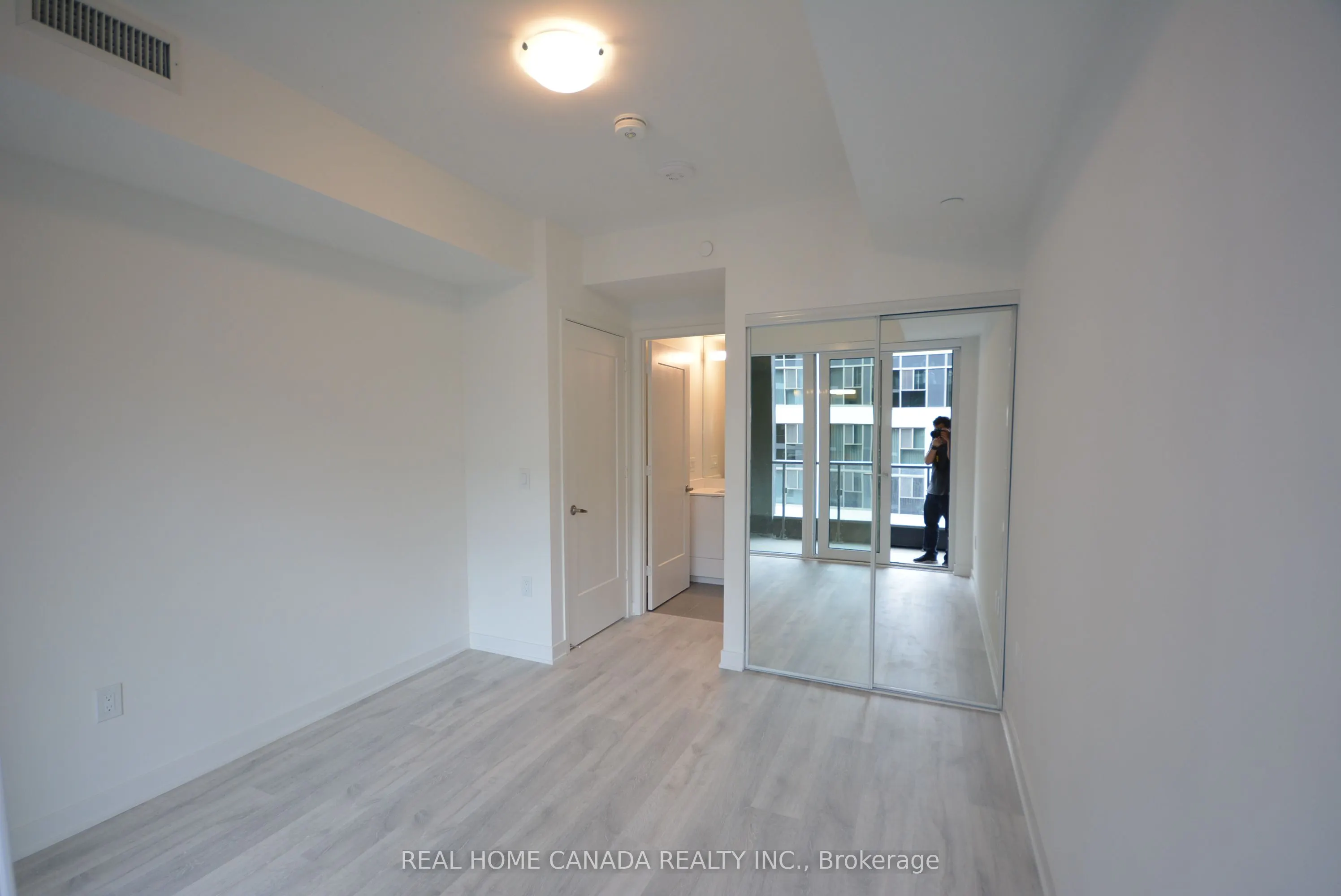 60 Princess Street, #519