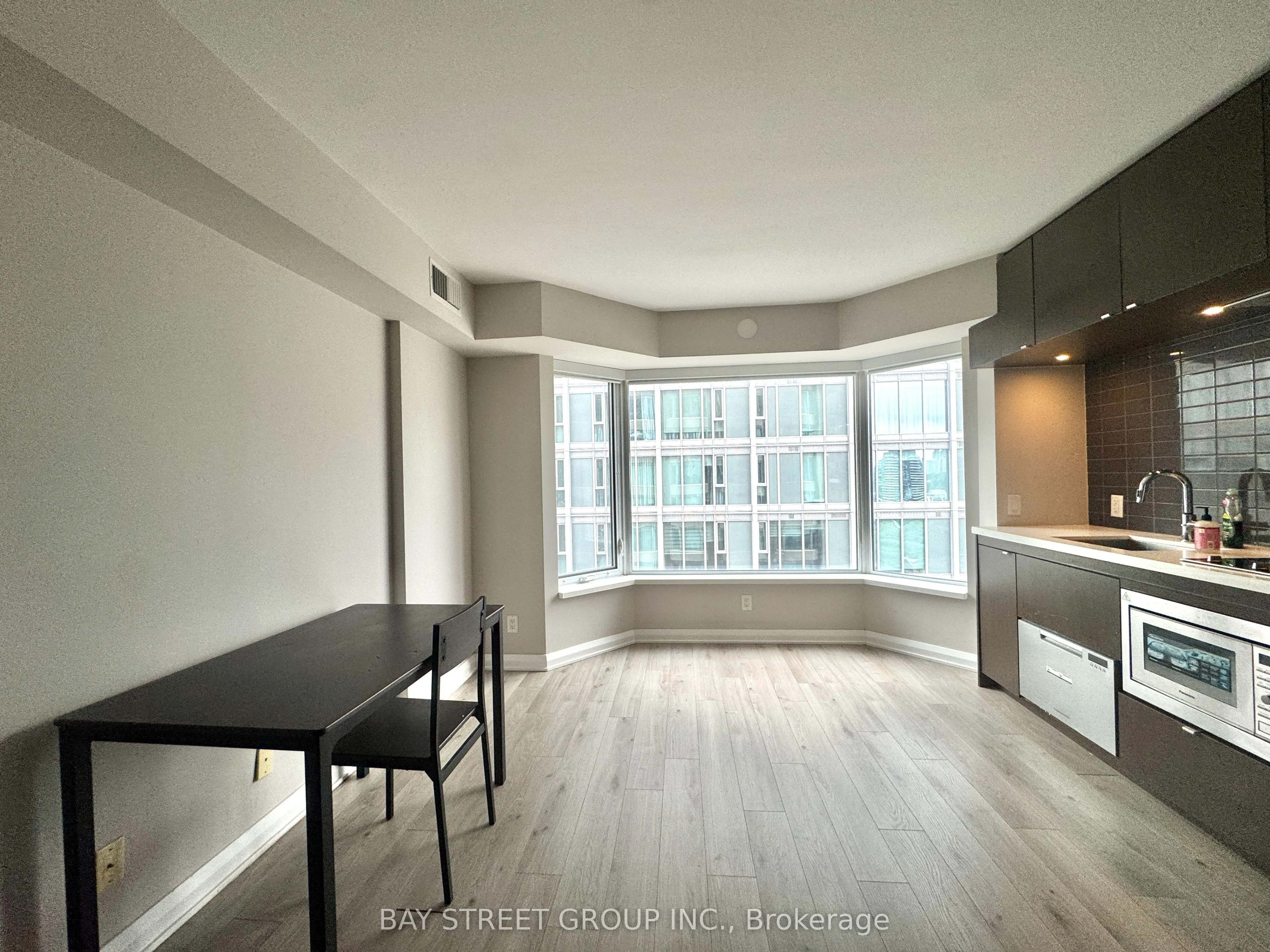 155 Yorkville Avenue, #2611