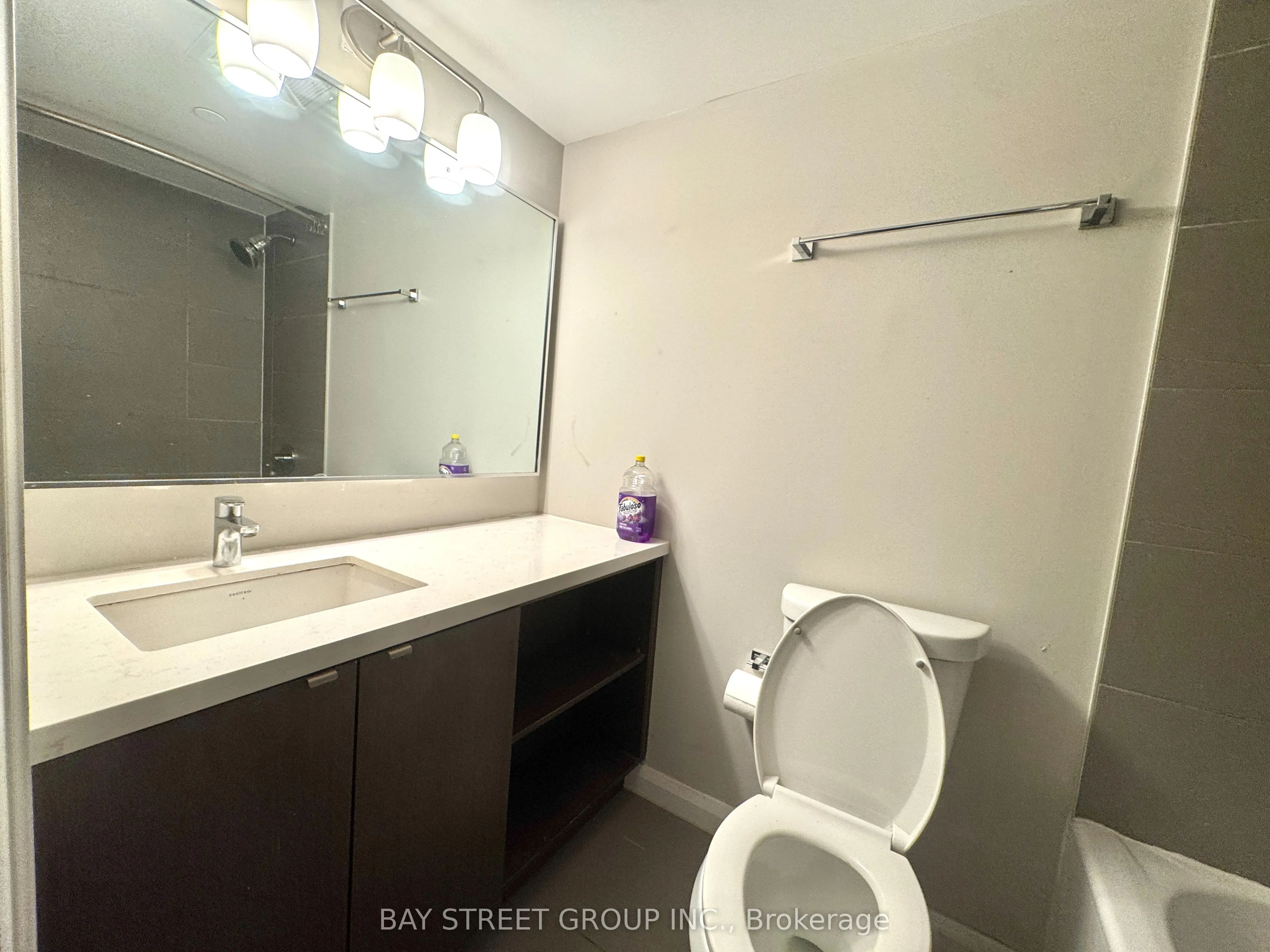 155 Yorkville Avenue, #2611