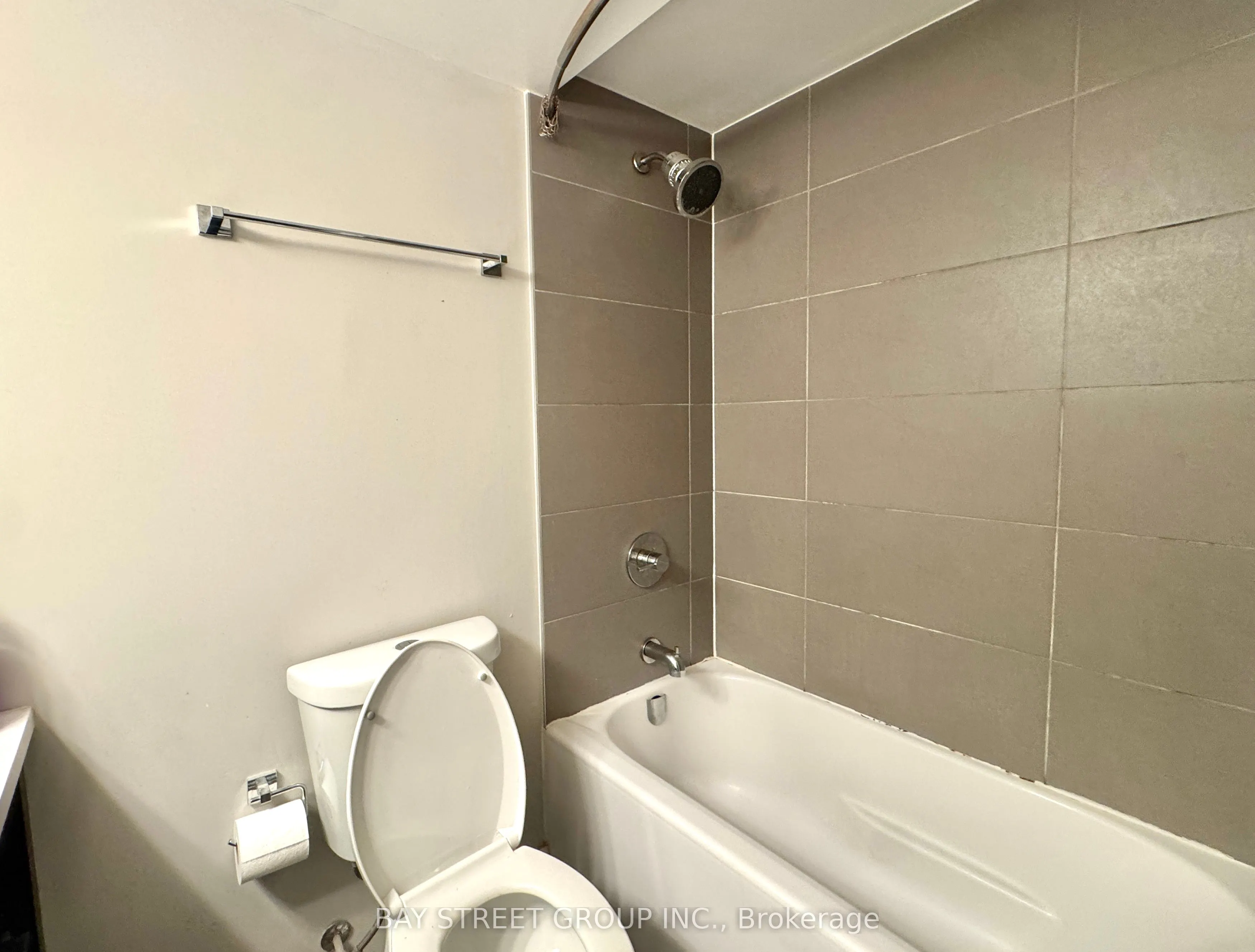 155 Yorkville Avenue, #2611