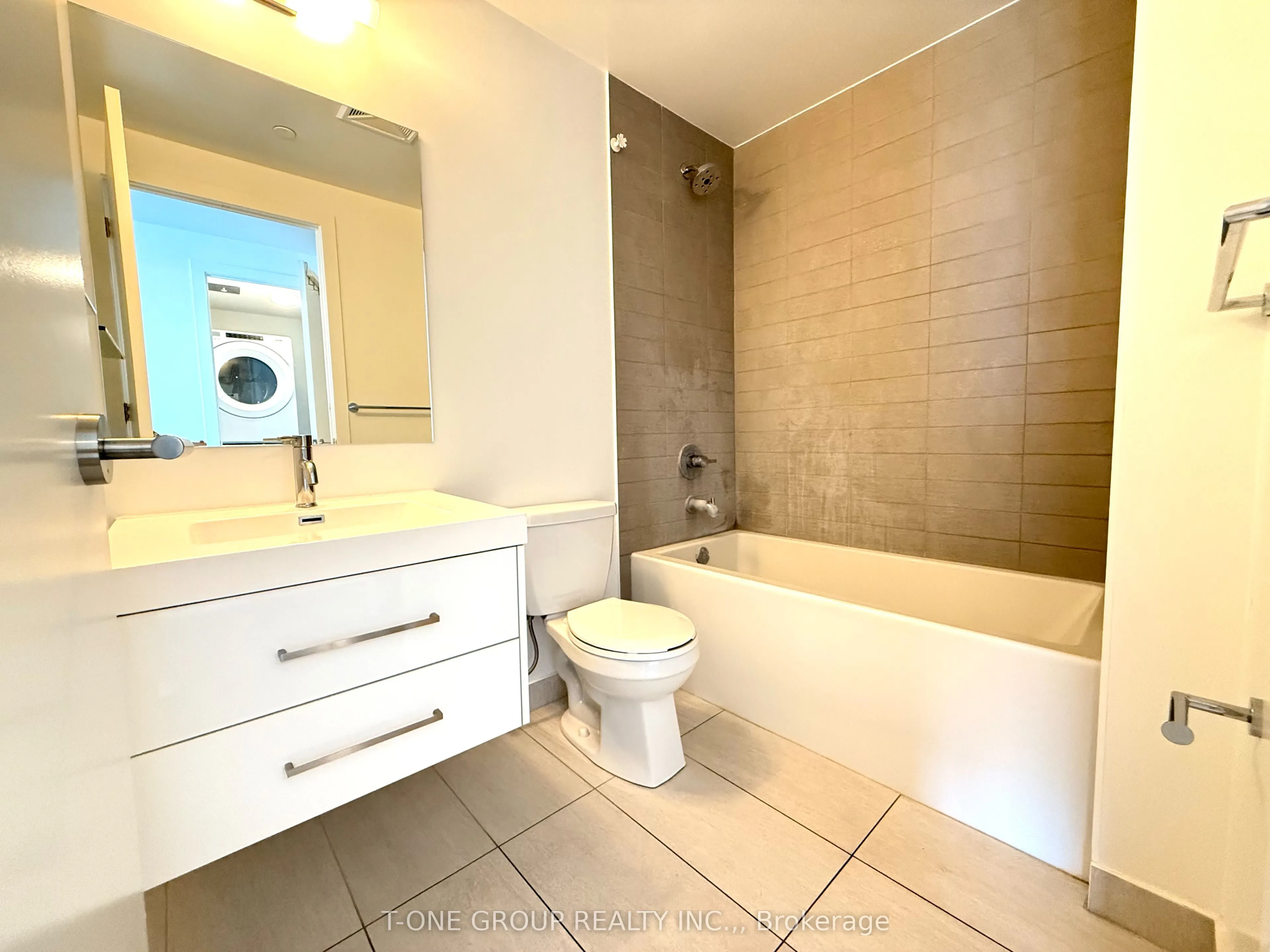 403 Church Street, #2102