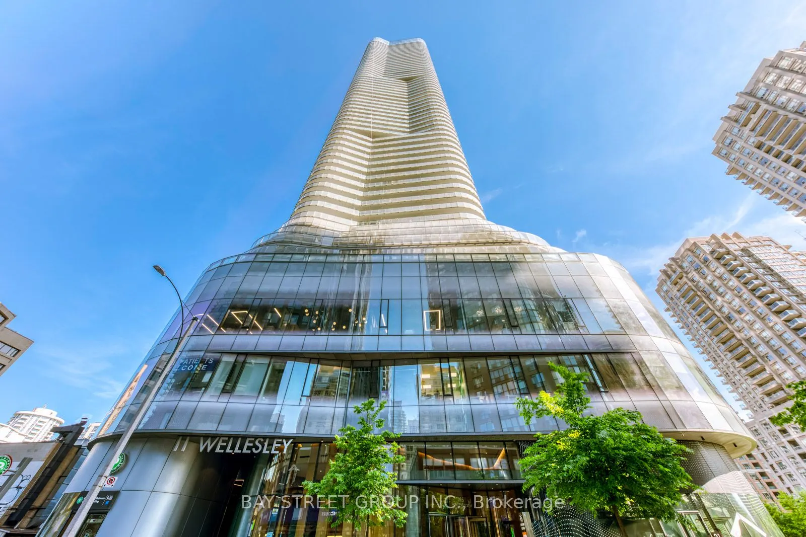 11 Wellesley Street W, #405