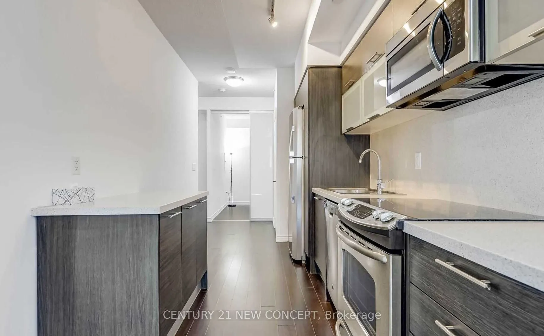 386 Yonge Street, #4201