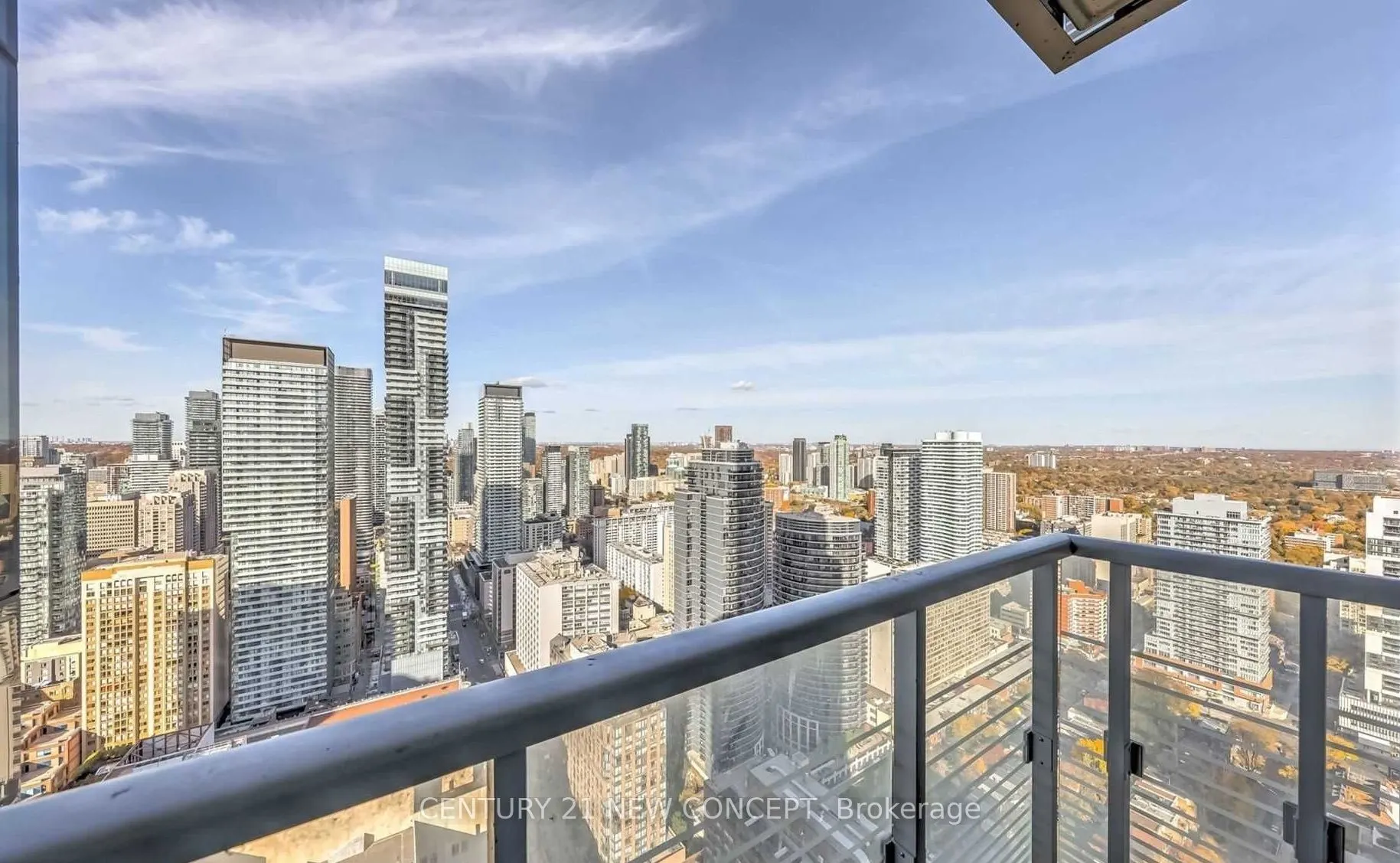 386 Yonge Street, #4201