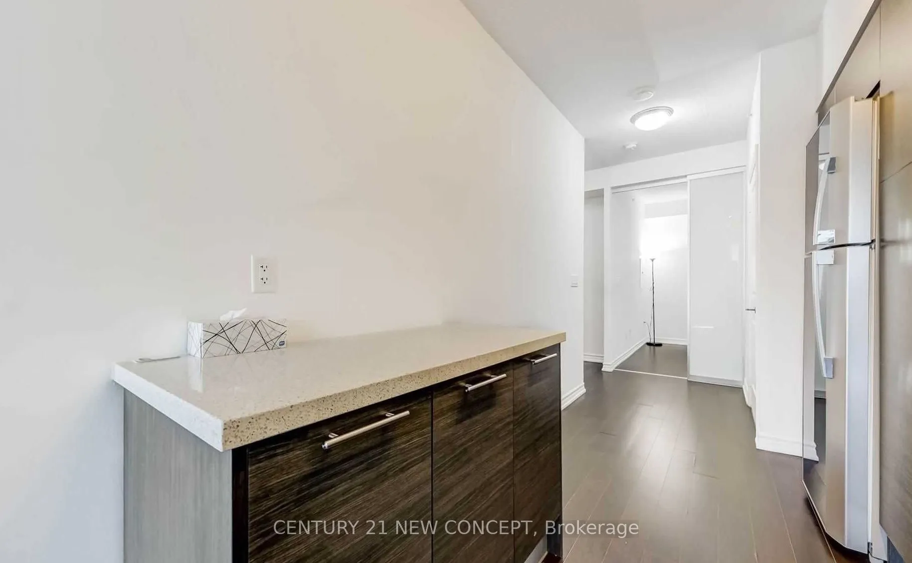 386 Yonge Street, #4201