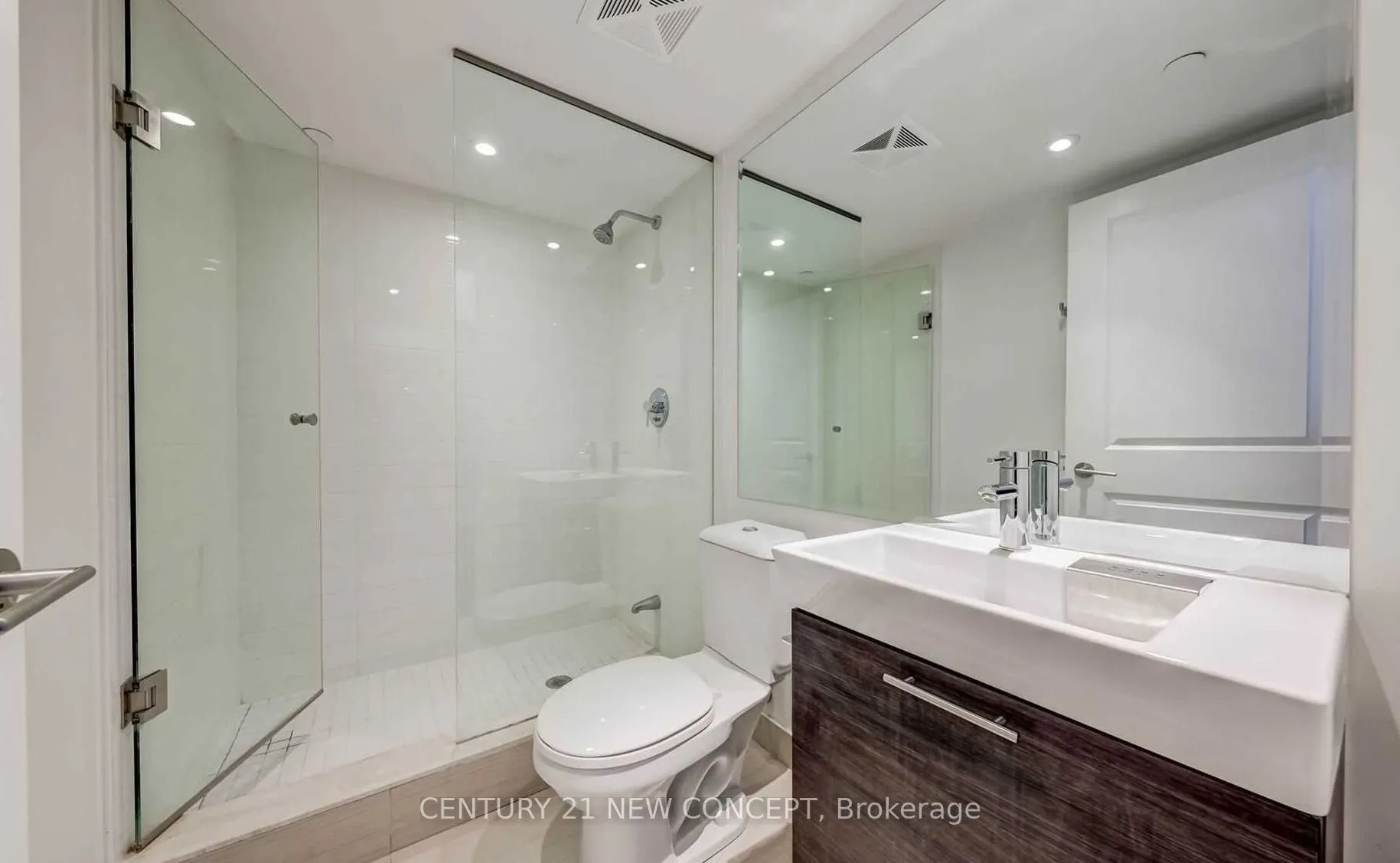 386 Yonge Street, #4201