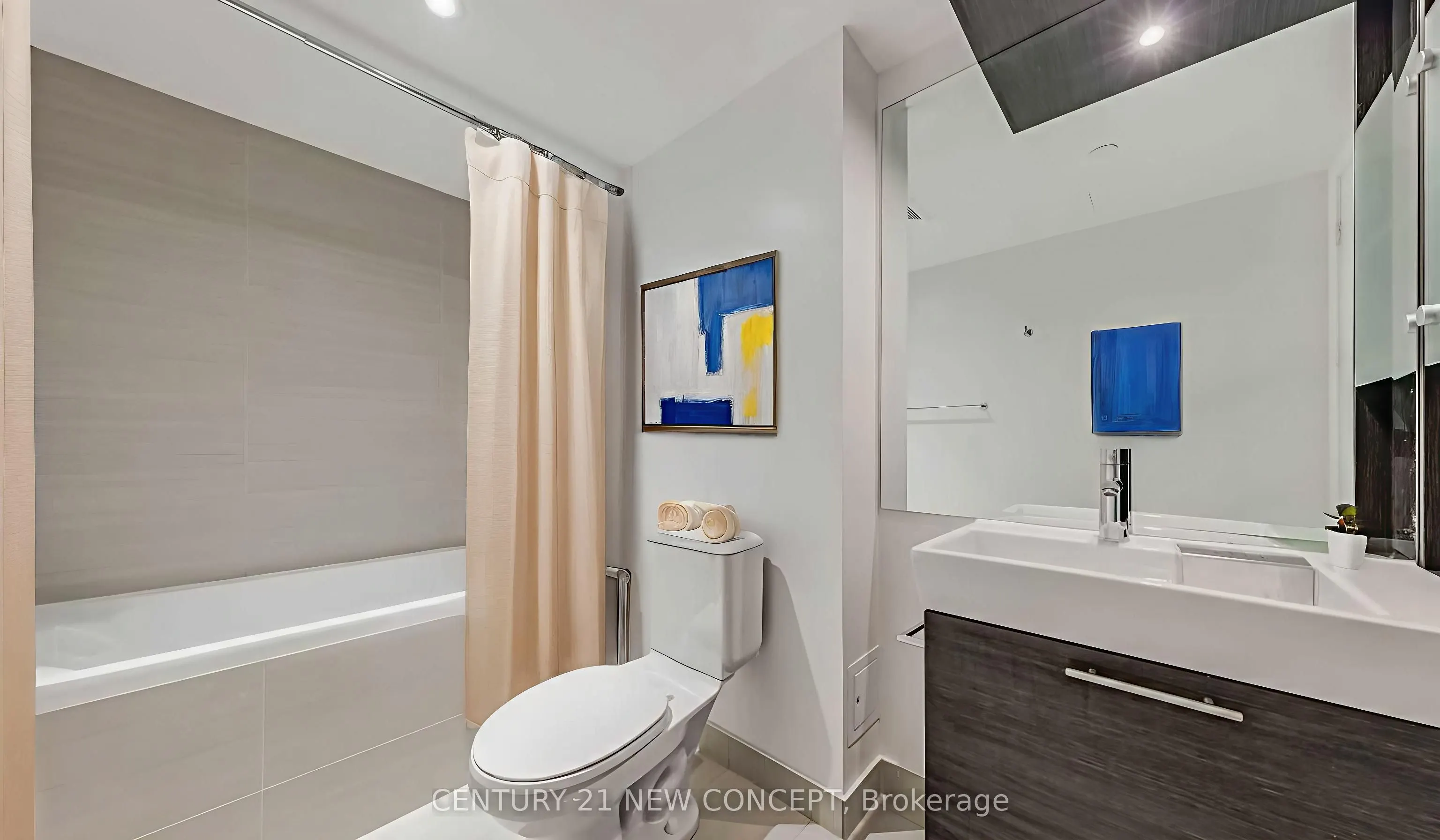 386 Yonge Street, #4201