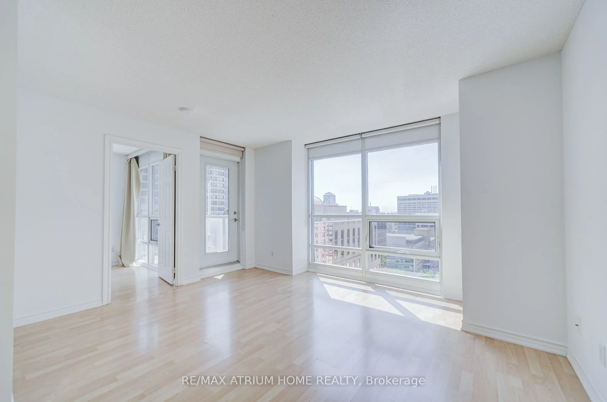761 Bay Street, #1709