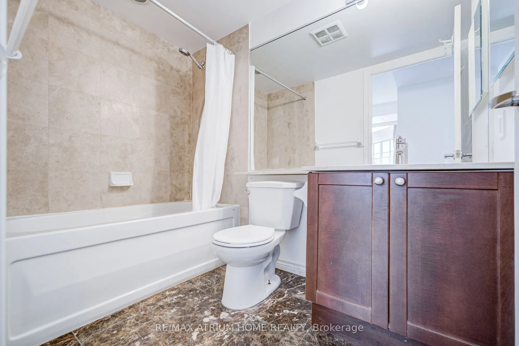 761 Bay Street, #1709