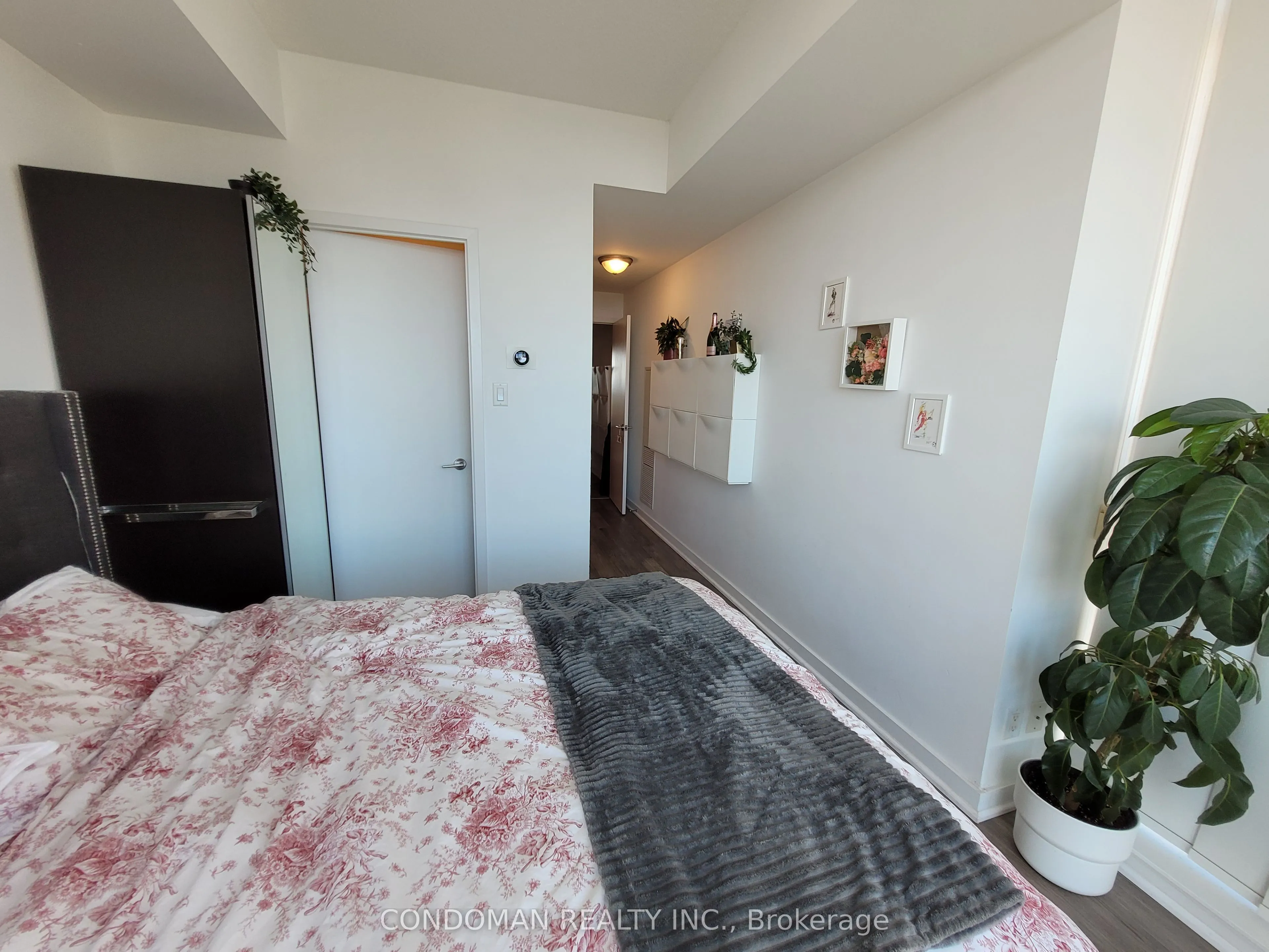 1171 Queen Street W, #1409
