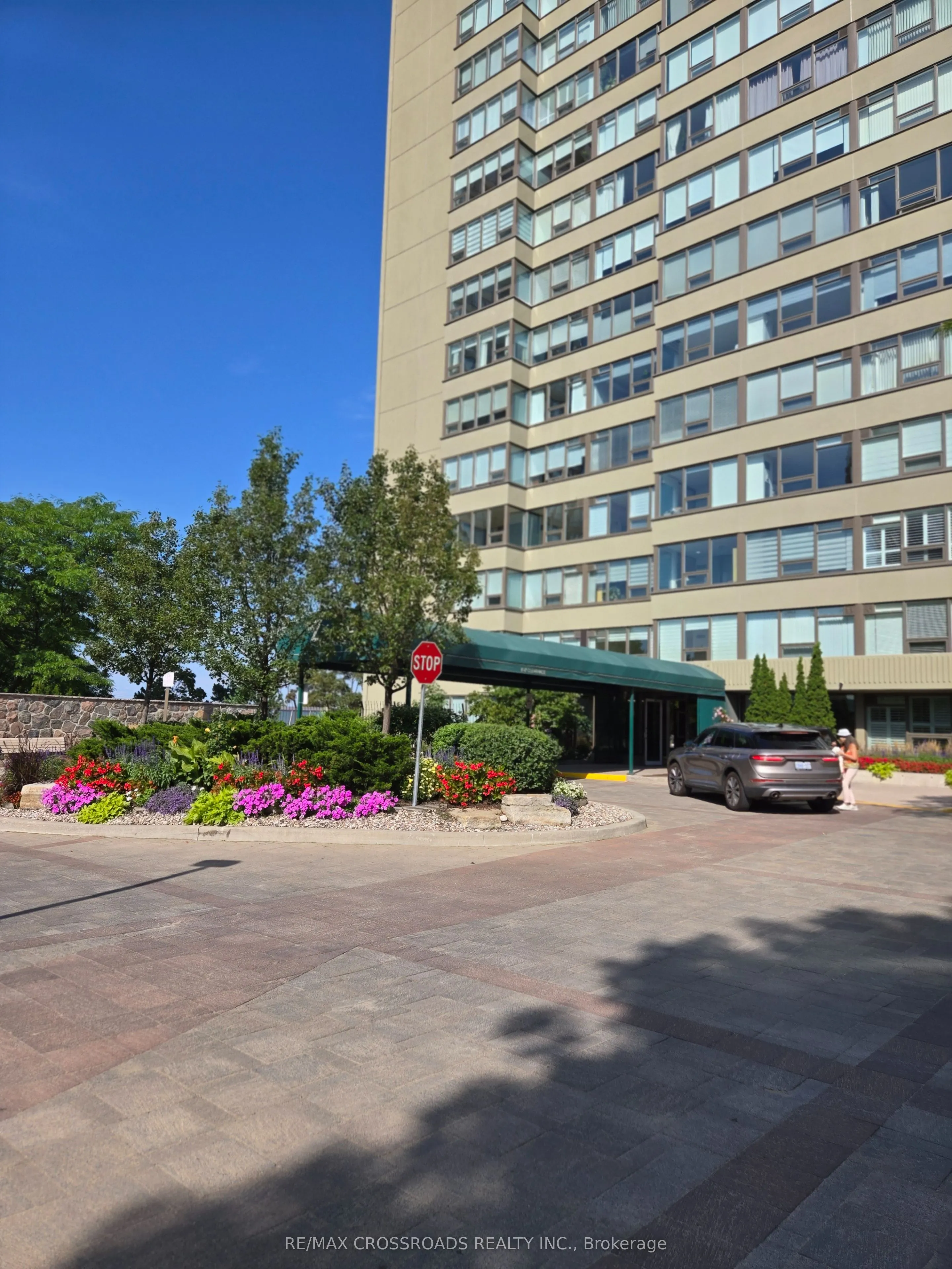 55 Skymark Drive, #1803