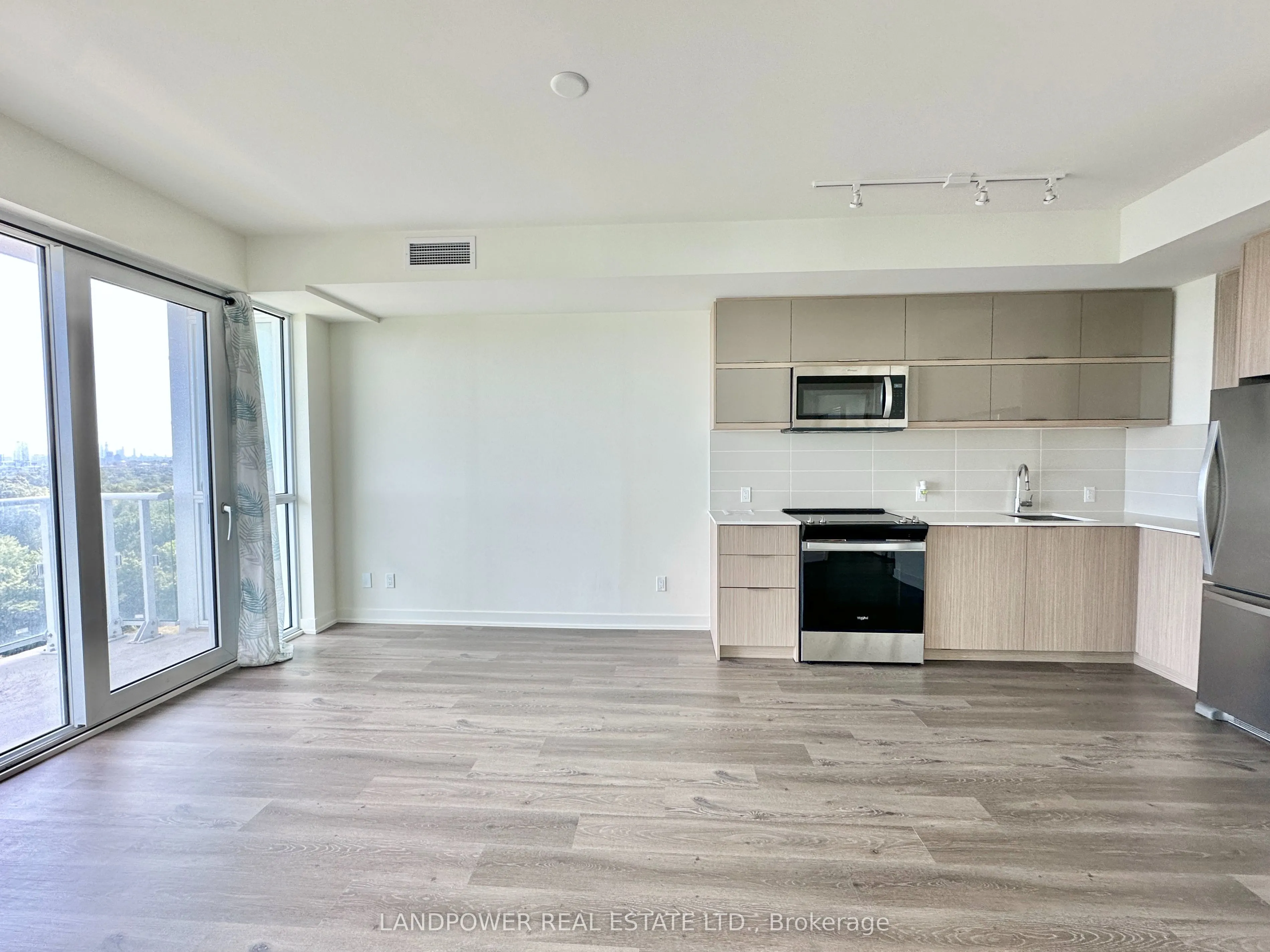 10 Deerlick Court, #1011