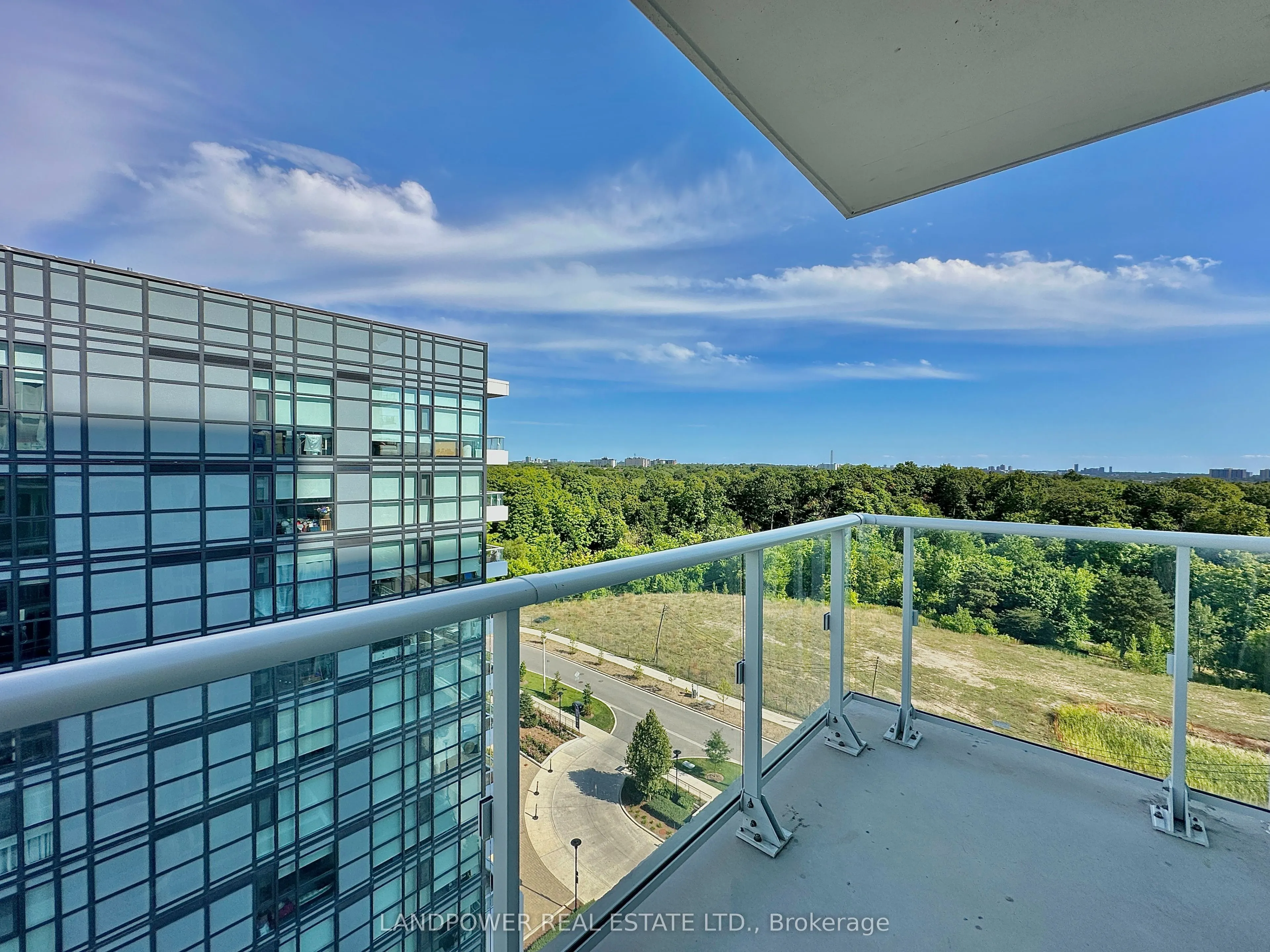 10 Deerlick Court, #1011