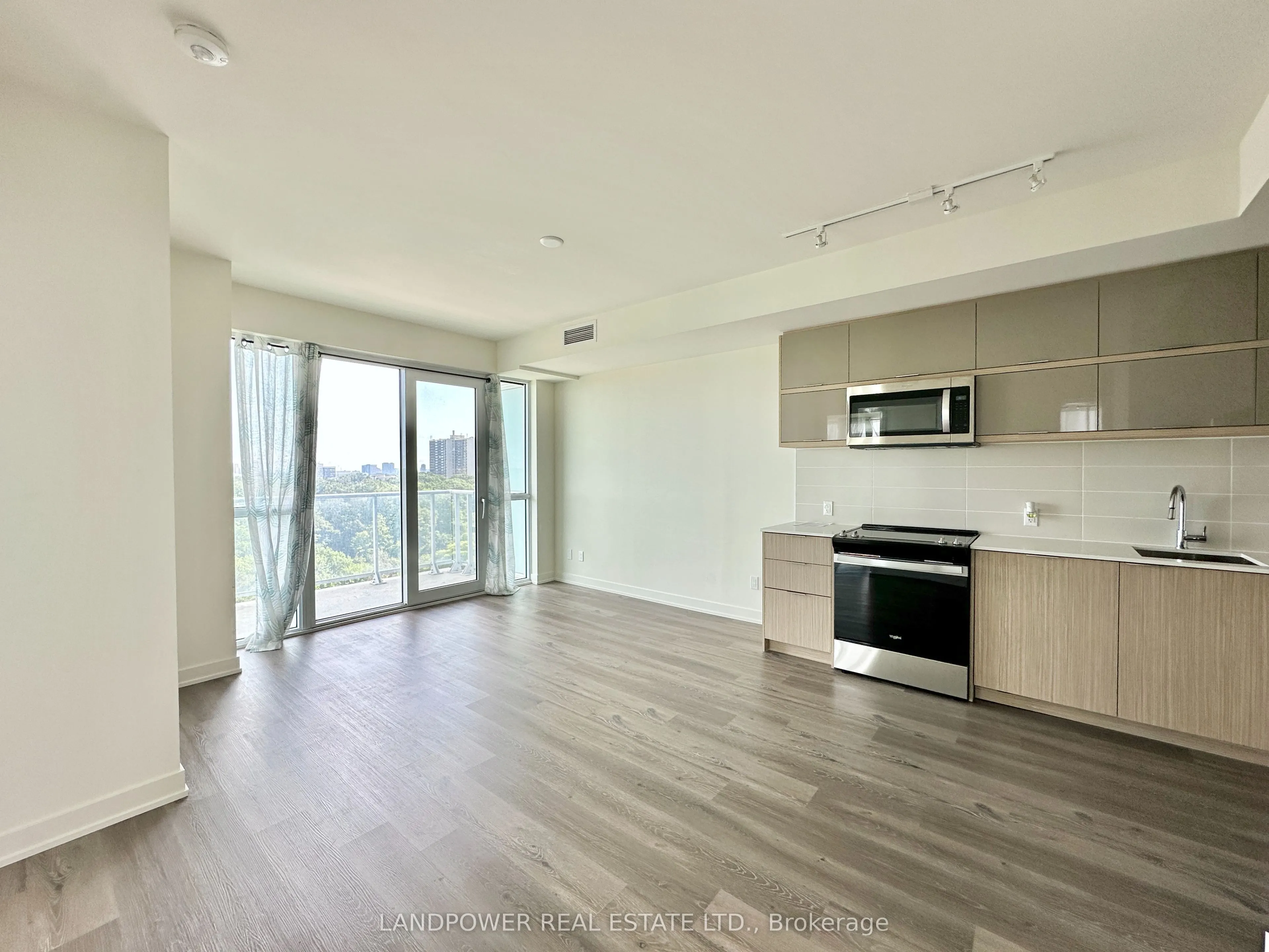 10 Deerlick Court, #1011