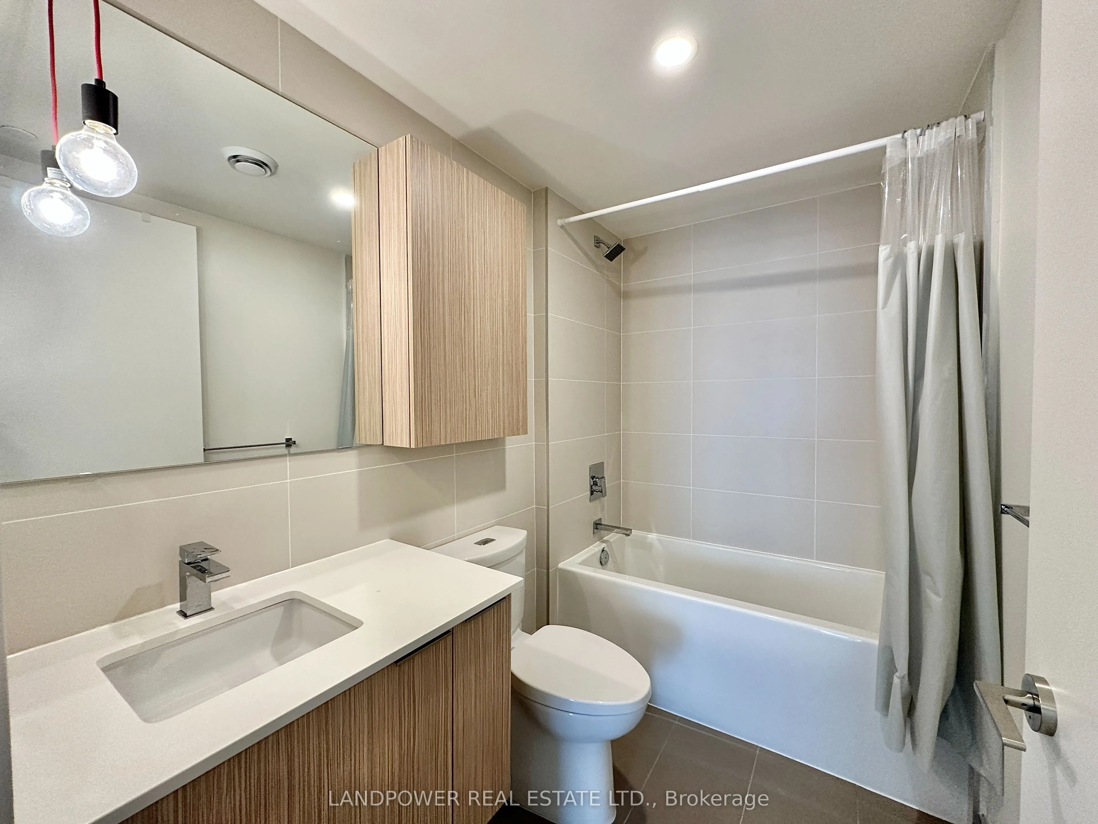 10 Deerlick Court, #1011